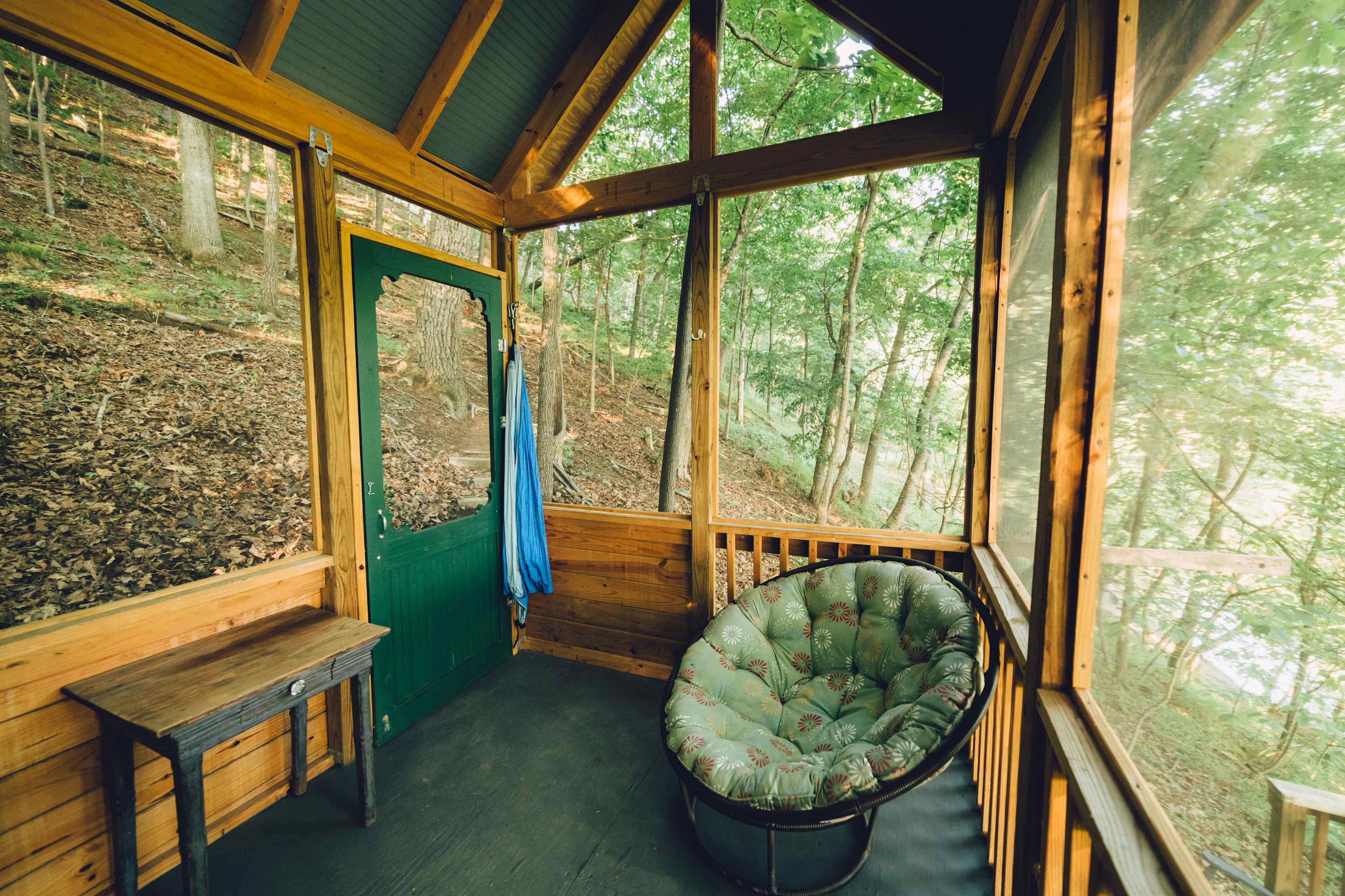 Cabin on the Seven Bends