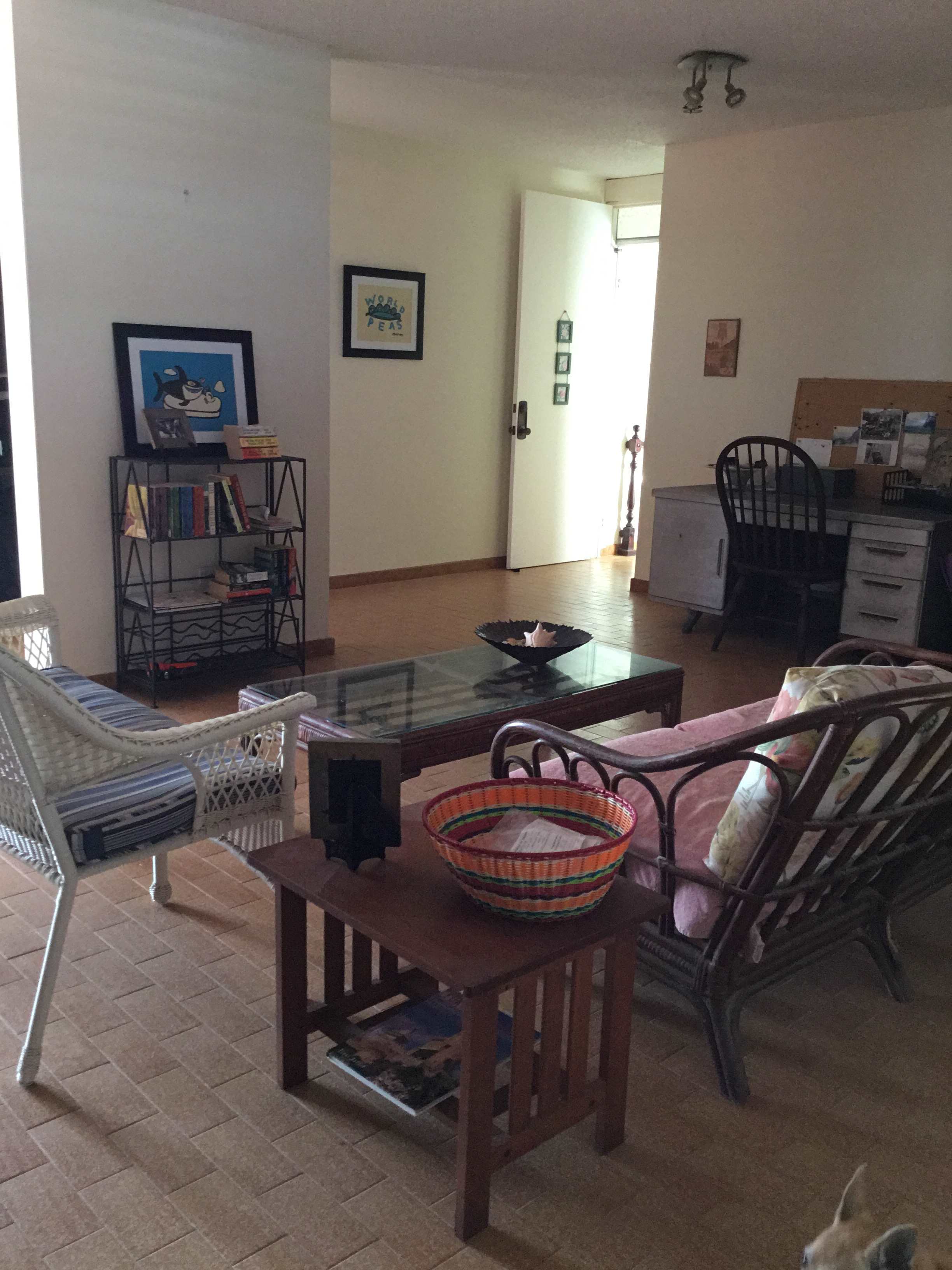 Barefoot Travelers Rooms Guesthouse