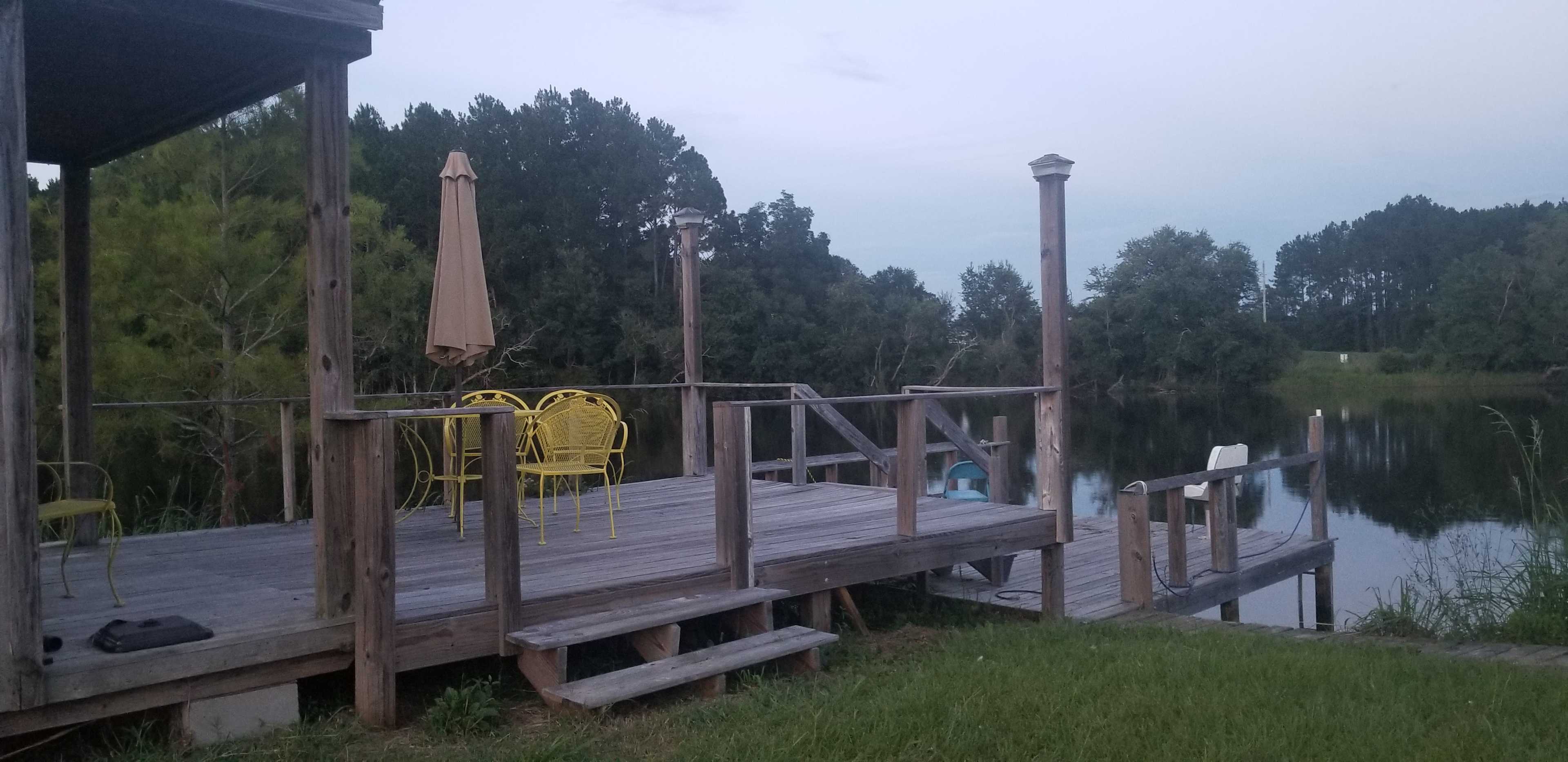 Top dock
