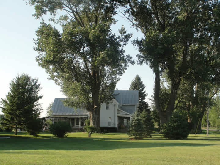 farm home where they are staying.