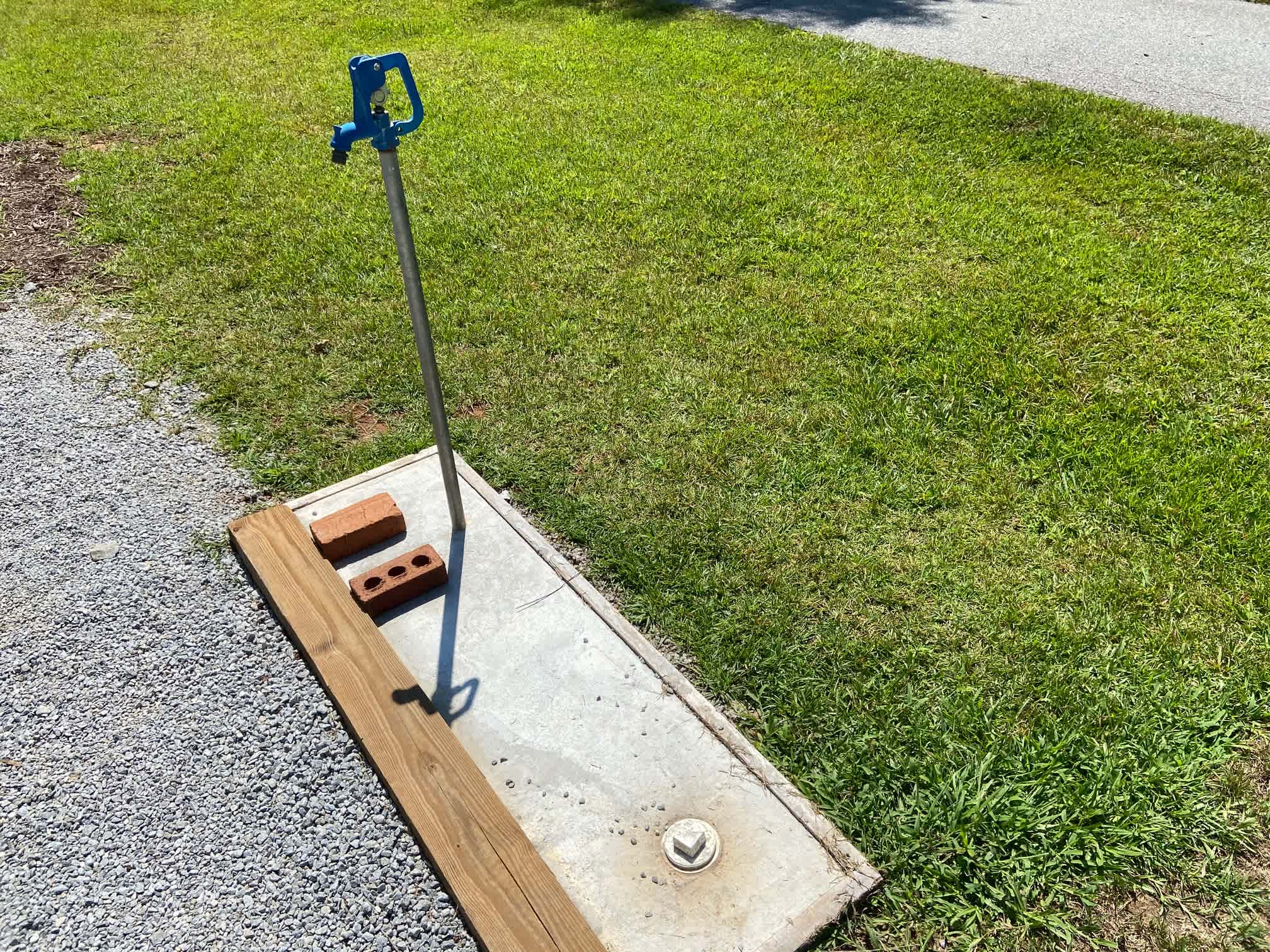 Sewer connection and potable water shown here.