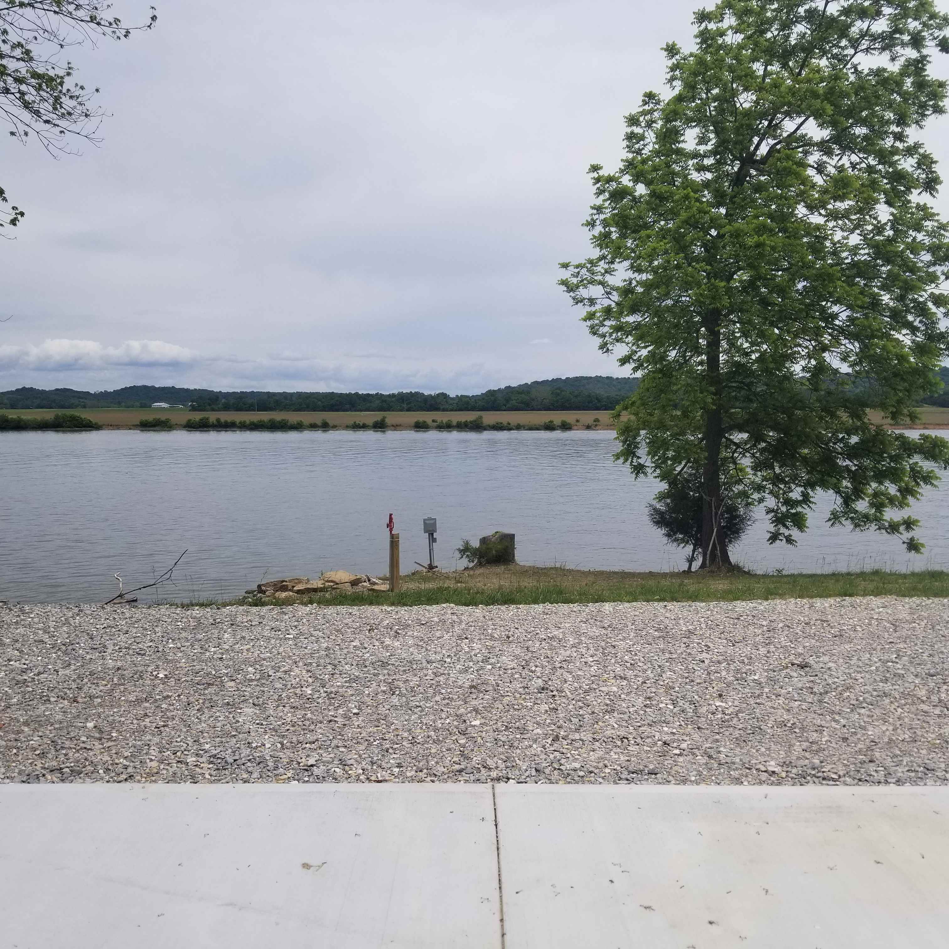 A Notch Above-RV Riverside Campsite
