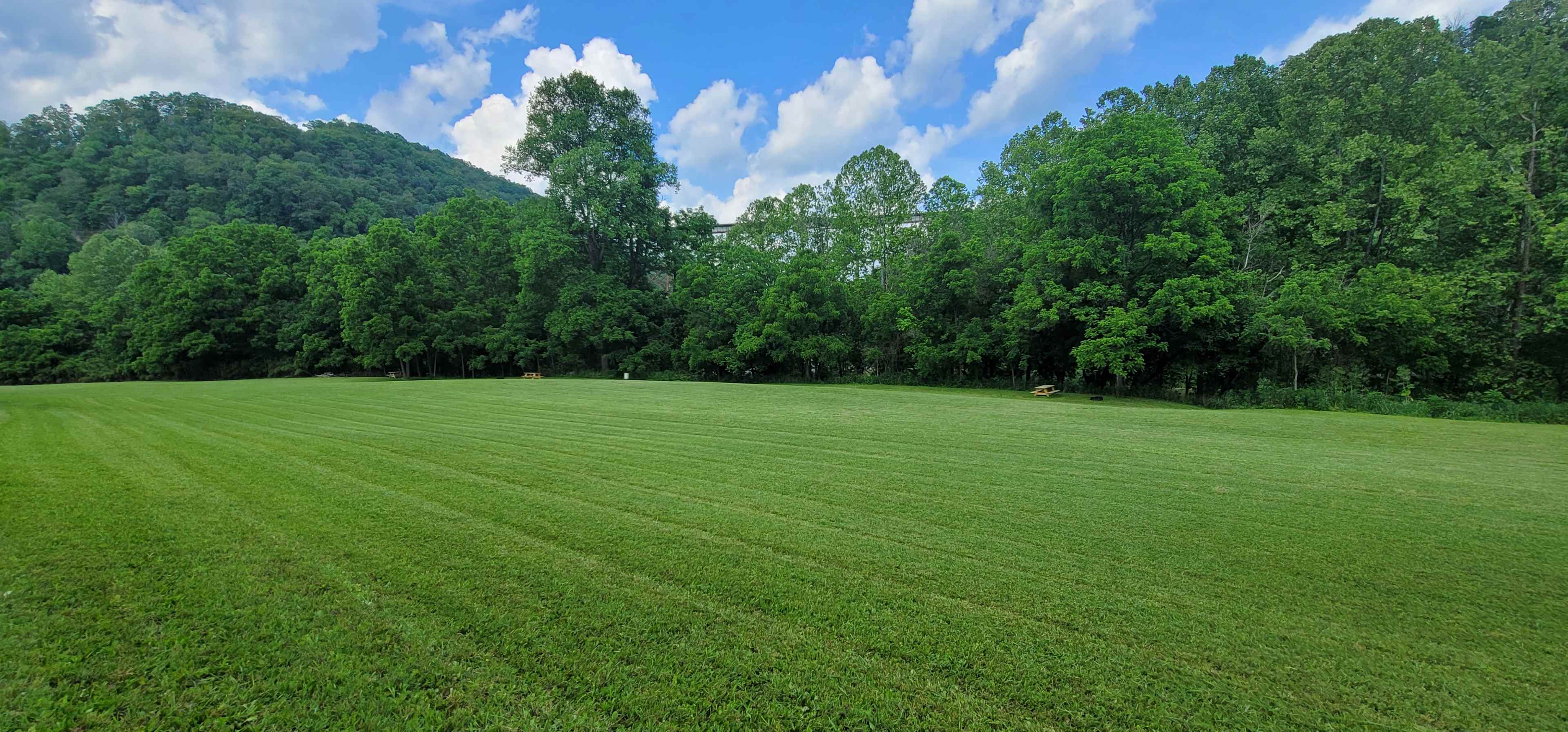 10 acres on the Clinch River,