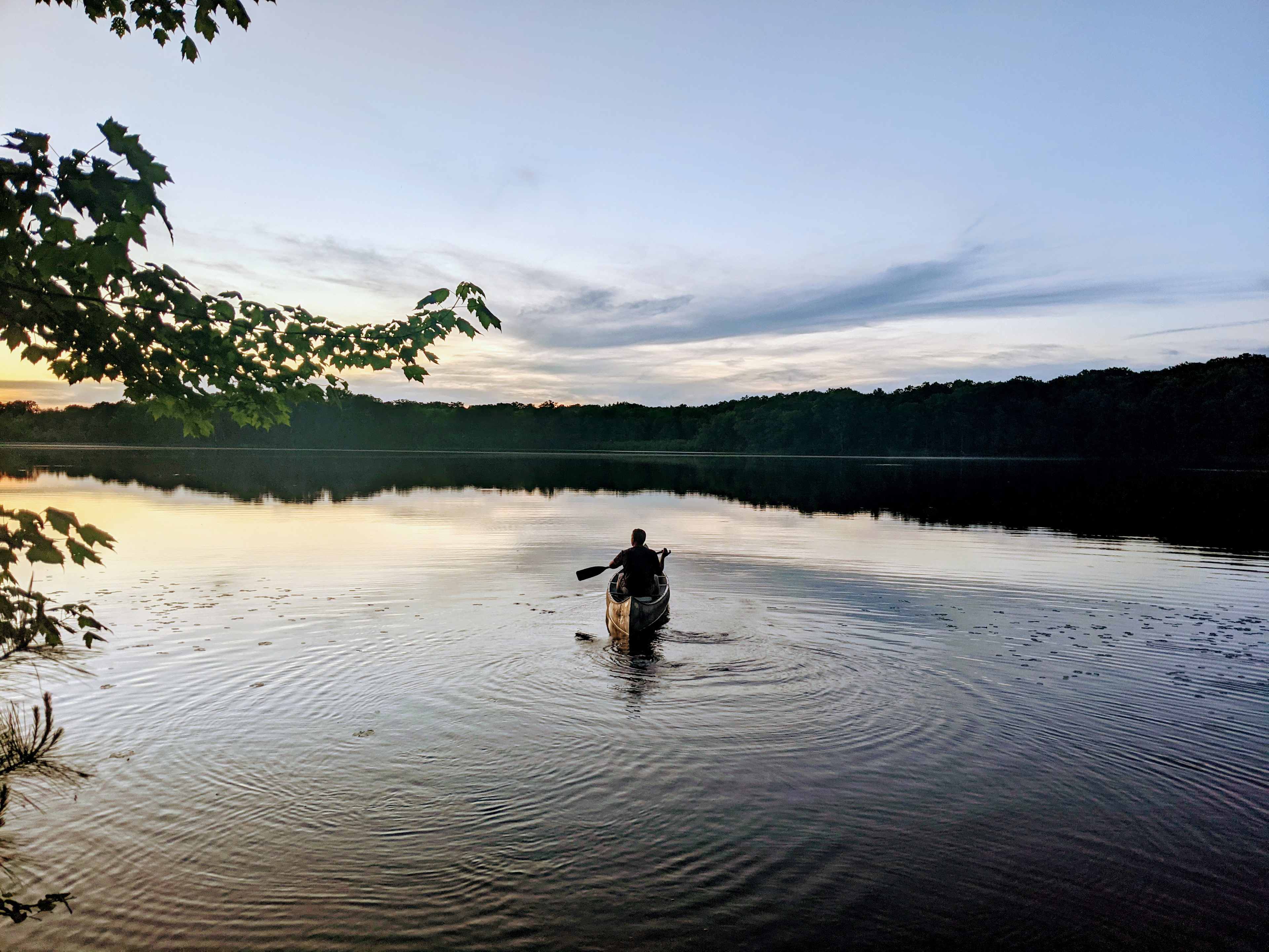 A canoe, paddles and 2 lifejackets are available to use during your stay is included in the rate.