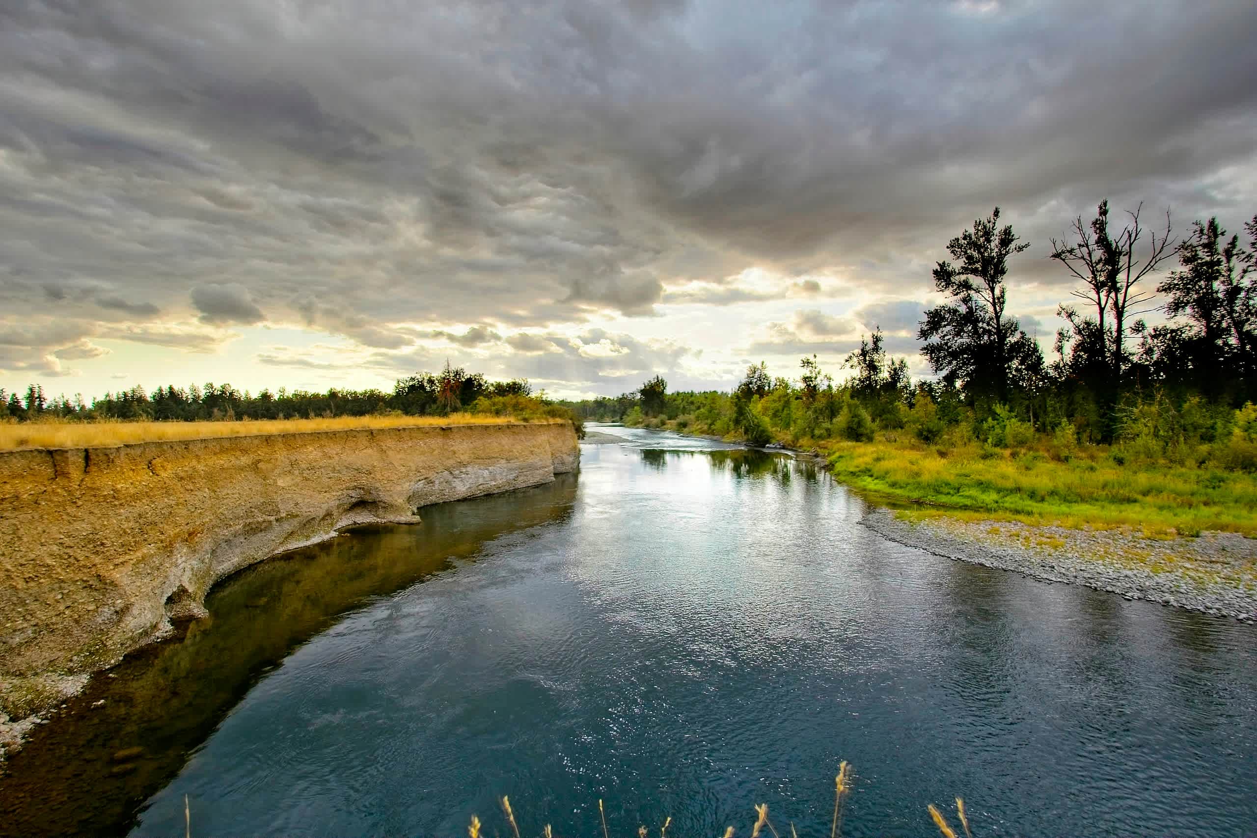 The tent overlooks an amazing view of the North Santiam River