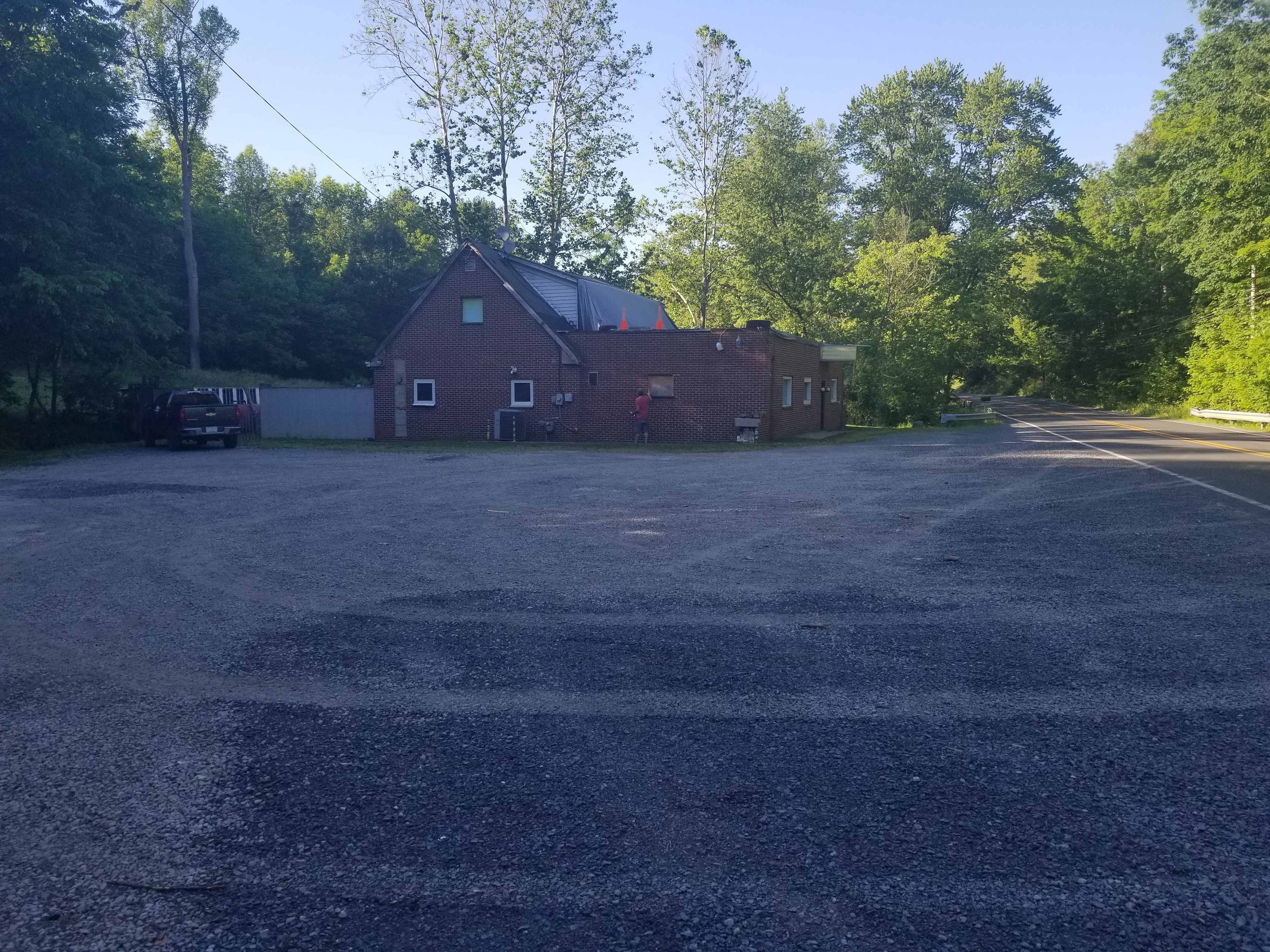 RockStar parking lot where all vehicles park for tent sites.