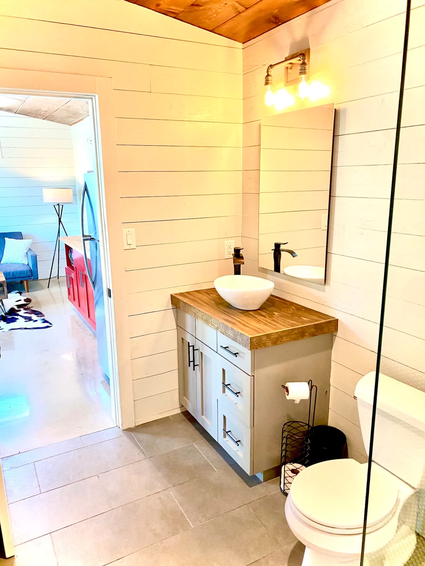 Modern Tiny House - Charles Cabin