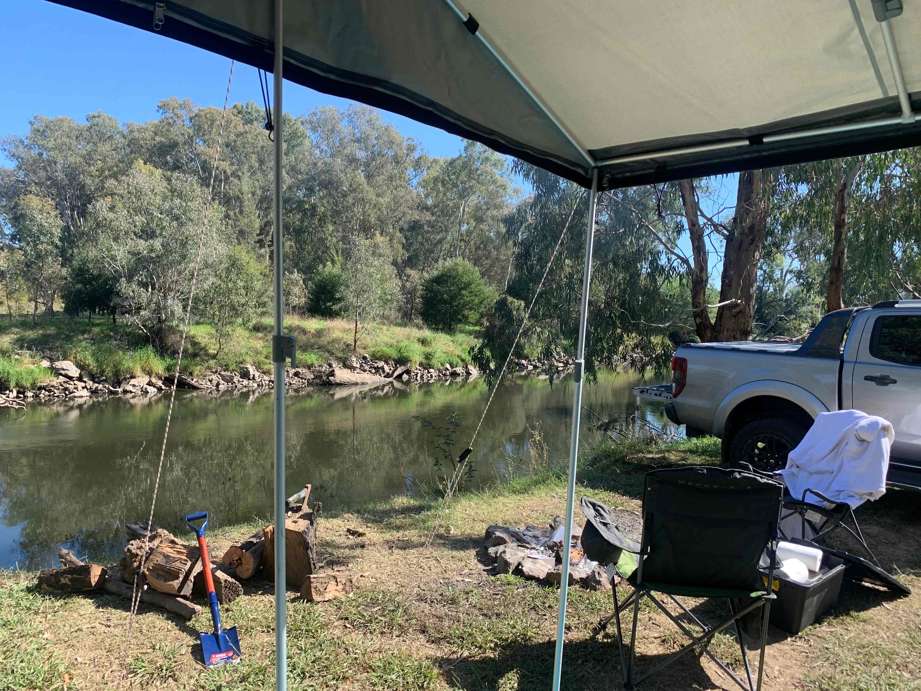 Bahwidgee on Tumut River