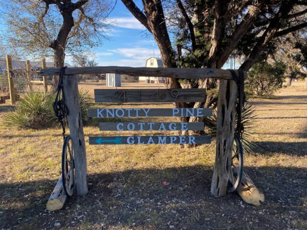 Front entrance off Hwy 