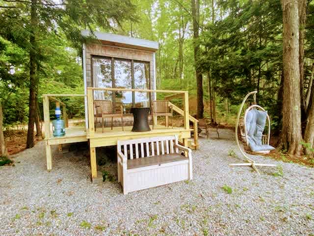 Waterfront Woodsy Glamping