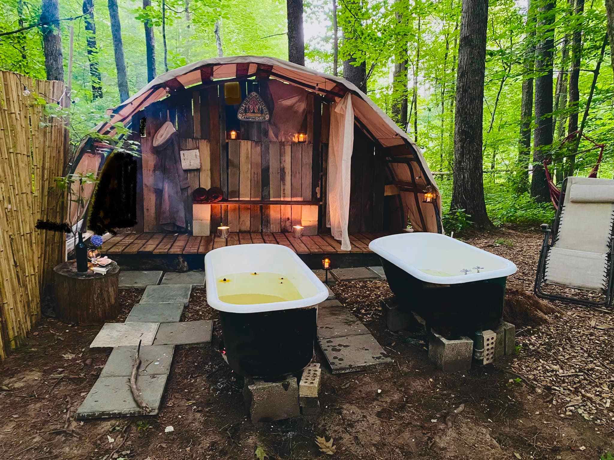 Woodland's Edge Glamping & Hot Tubs