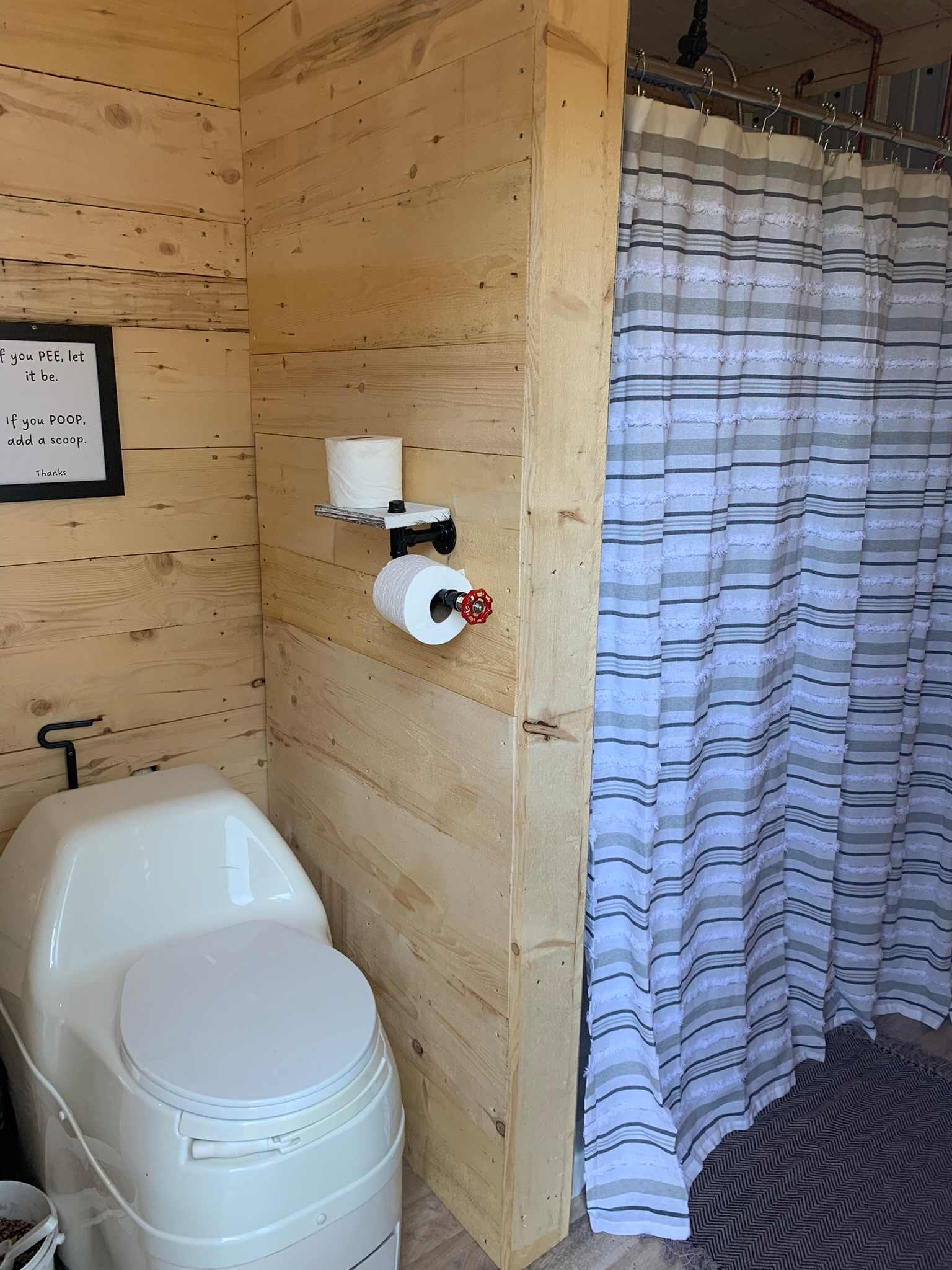 Our composting toilets are waterless, no flush,completely odourless and can be used year round. 