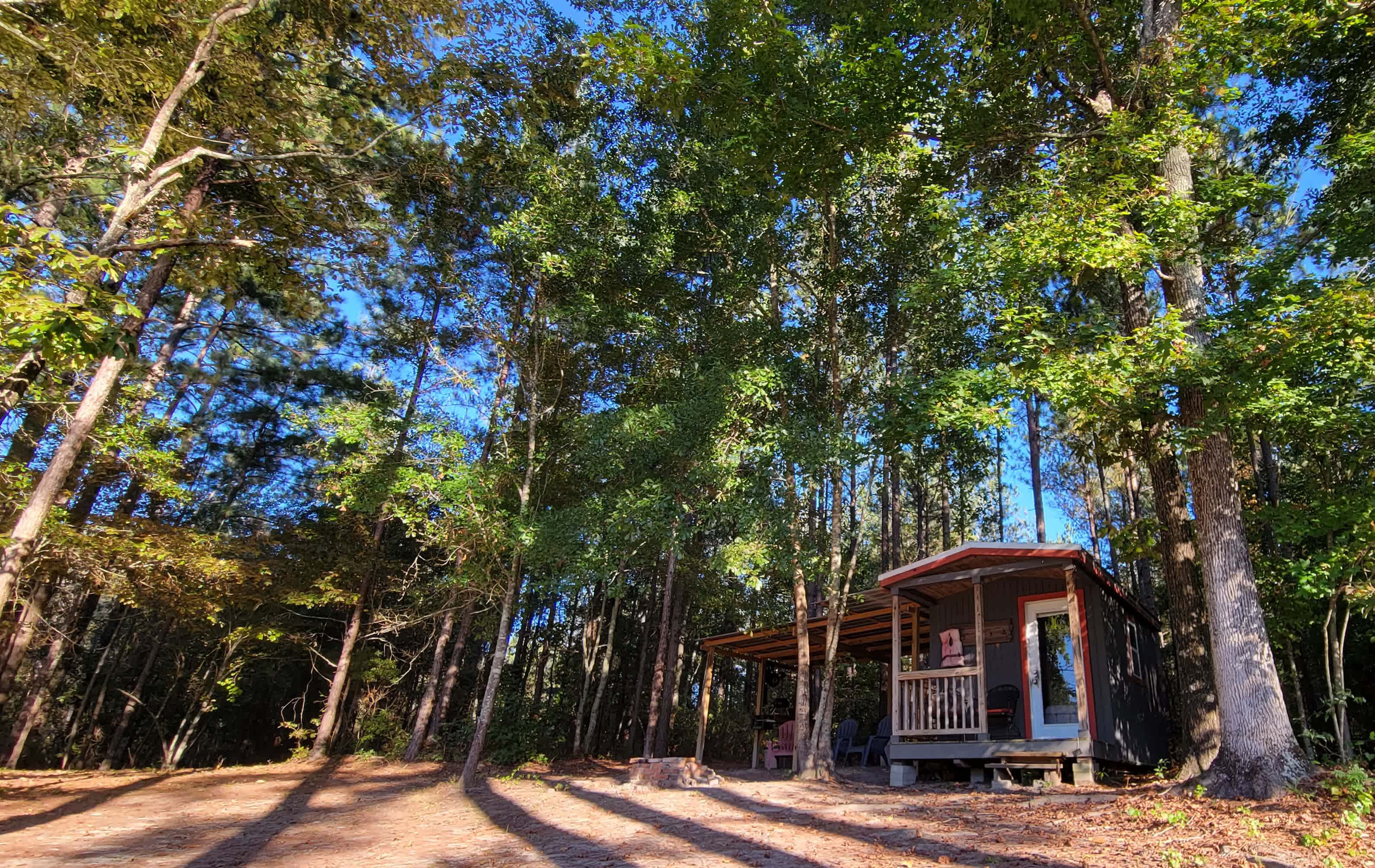 The Hollow: Off-Grid Paradise