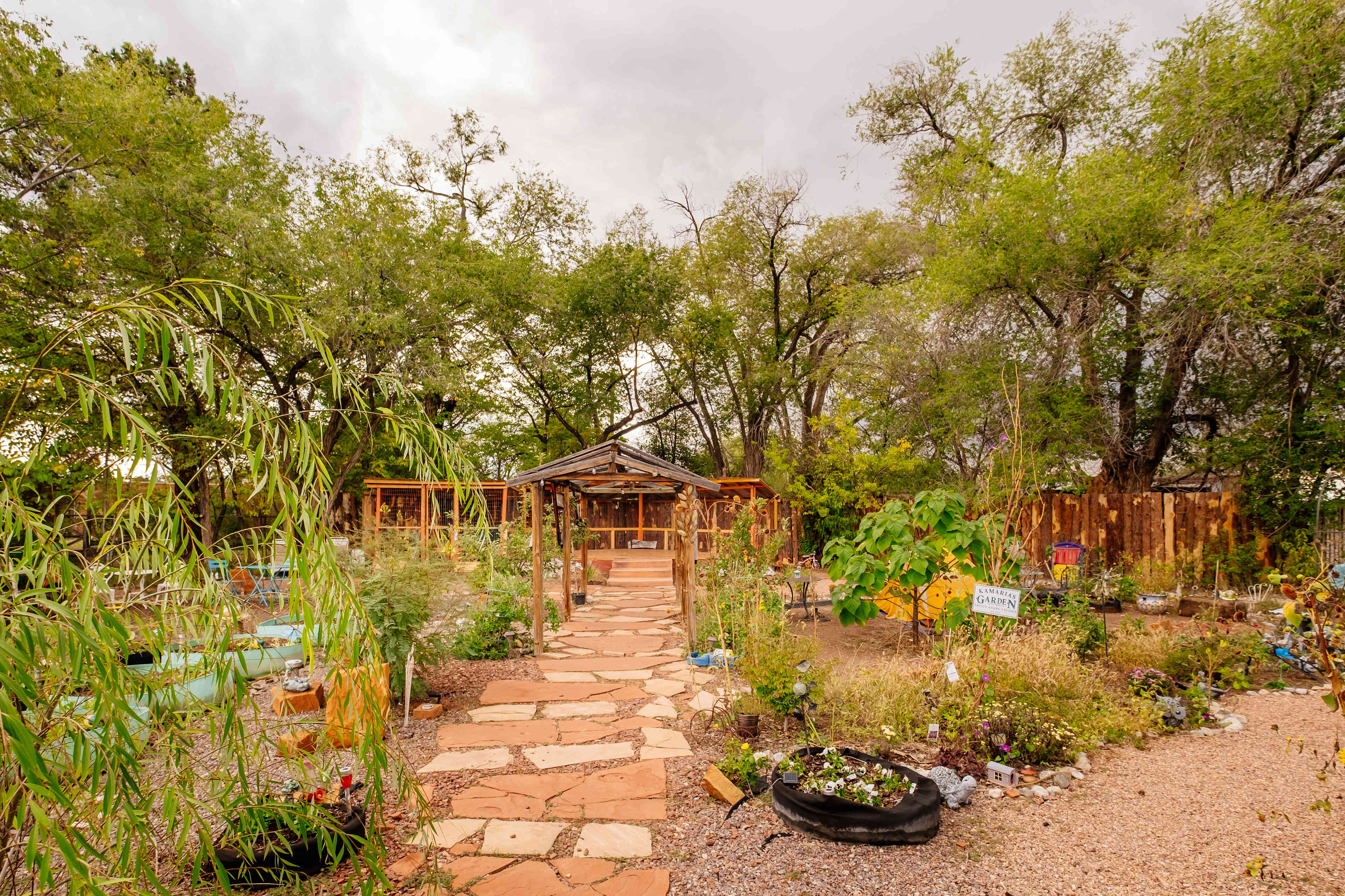 Large Garden and Stage