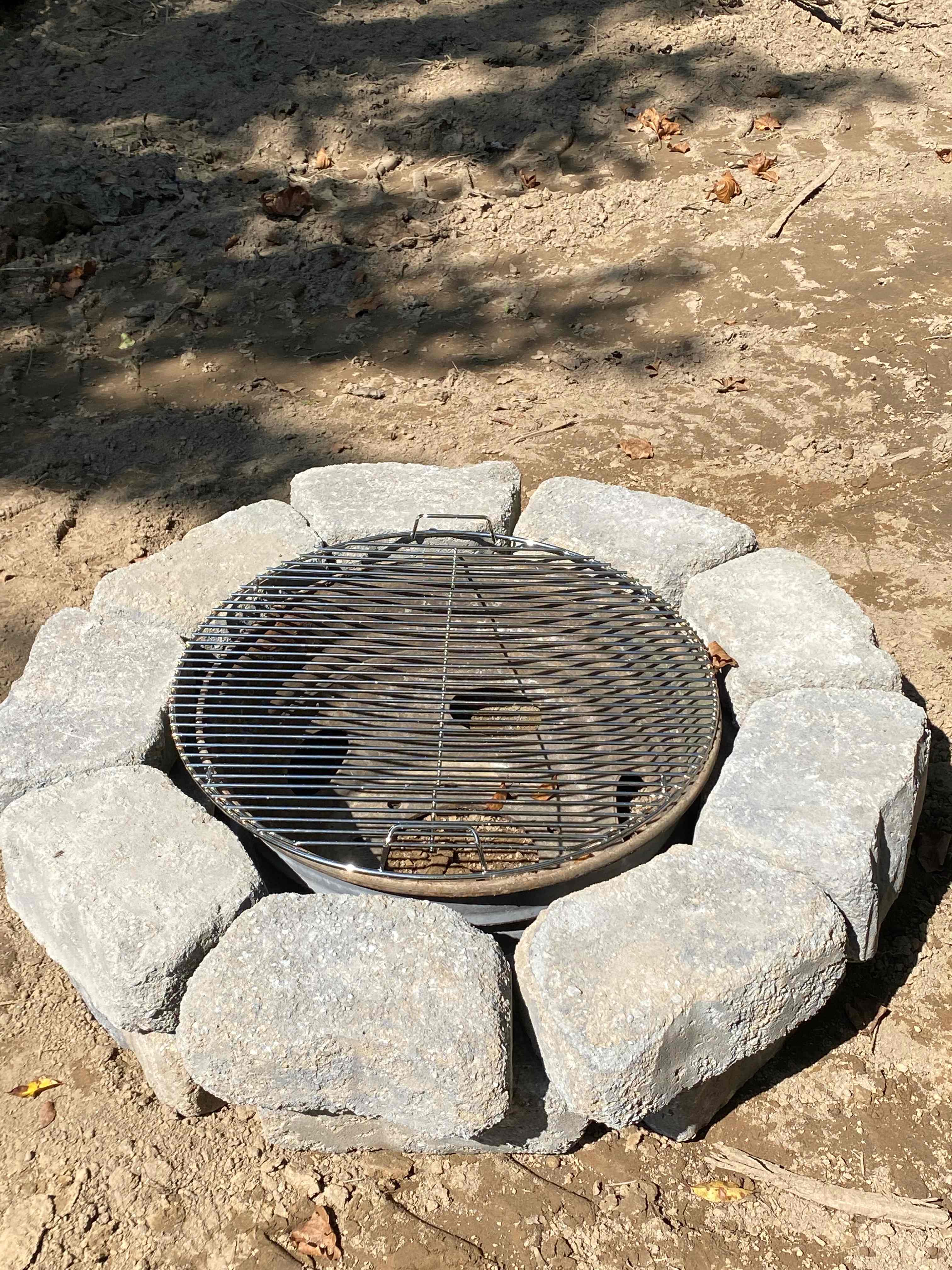 Fire pit with grill 