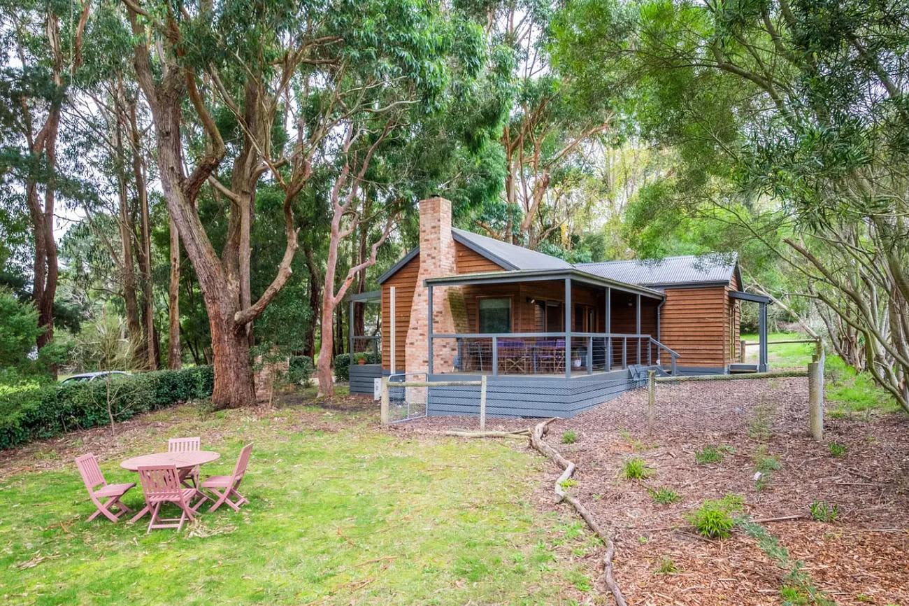 Cedarwood Cottage