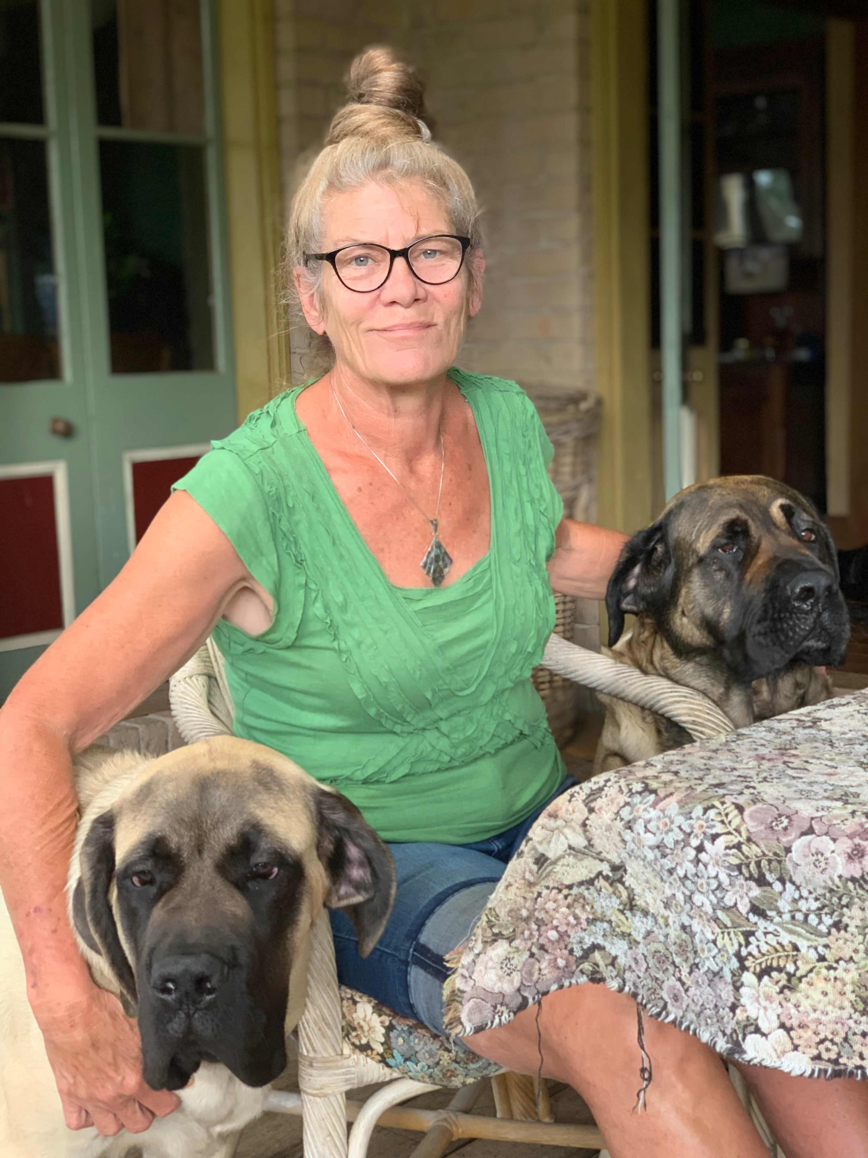 We are your hosts, Mel with Tank and Oonagh, the English Mastiff mascots.