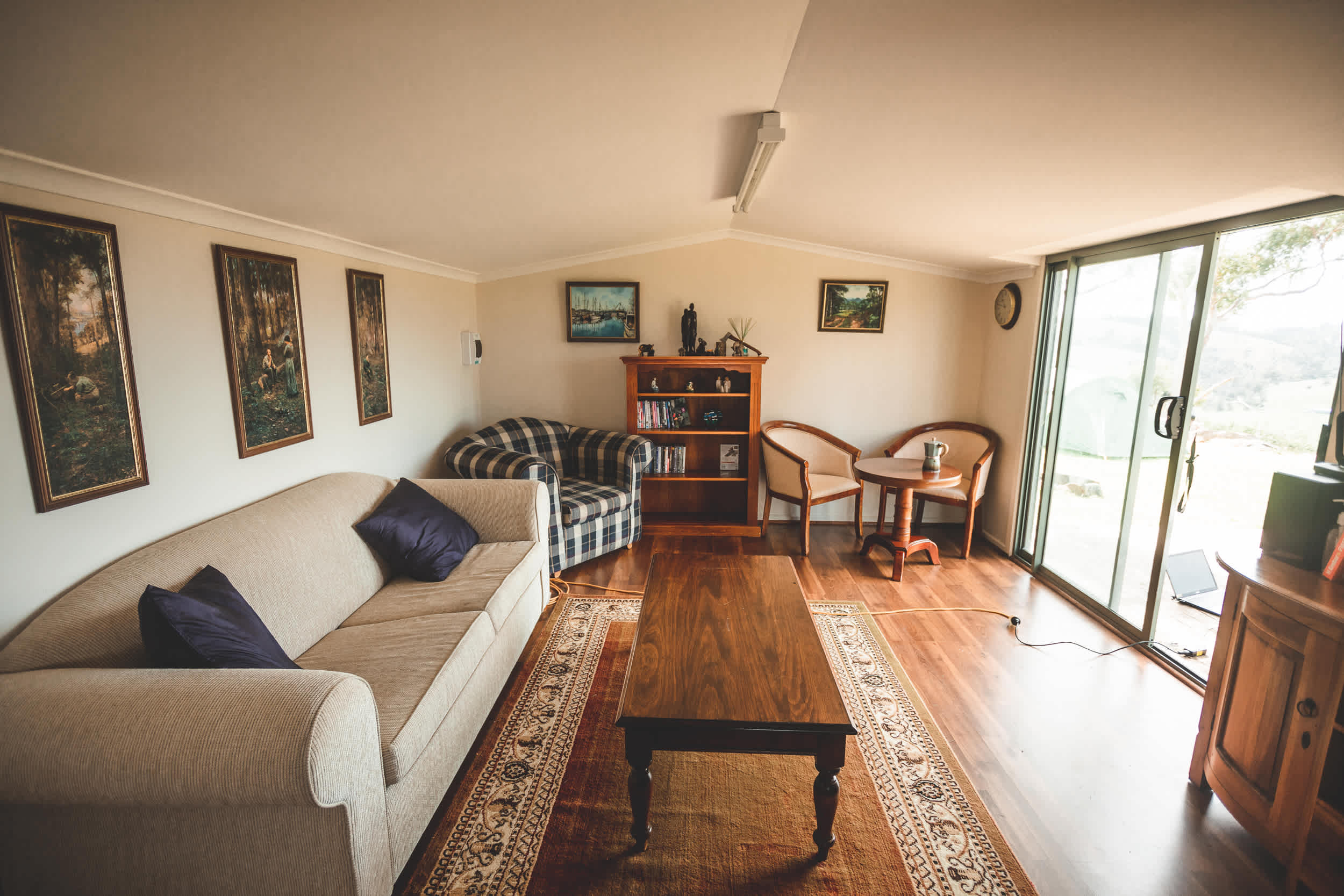 Bomana - Bushland Delight with Breathtaking Views