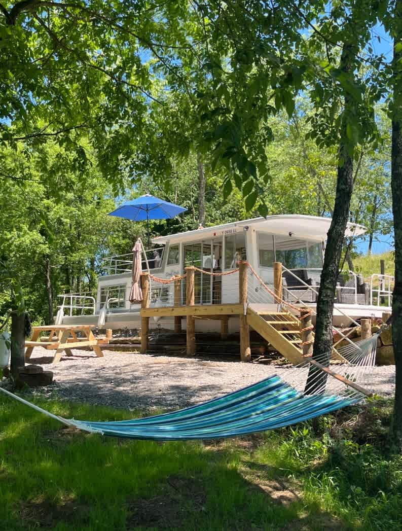 Dexter Run Farms and Lodging