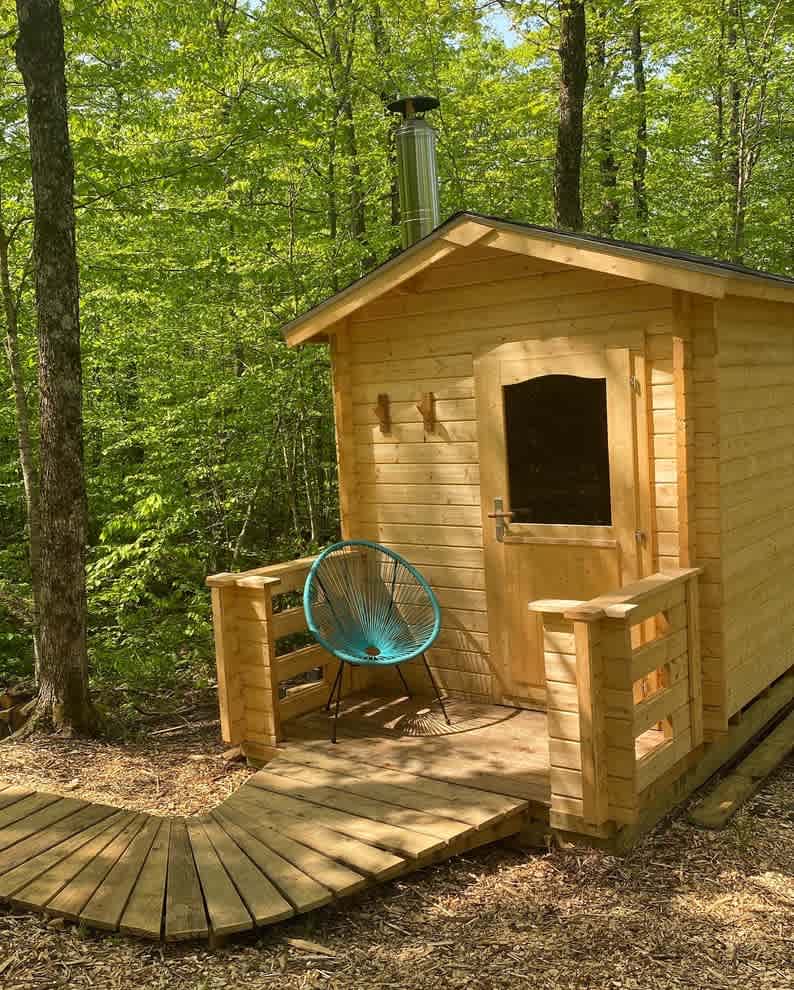 Texas Hill Brook & Dark Star Cabin