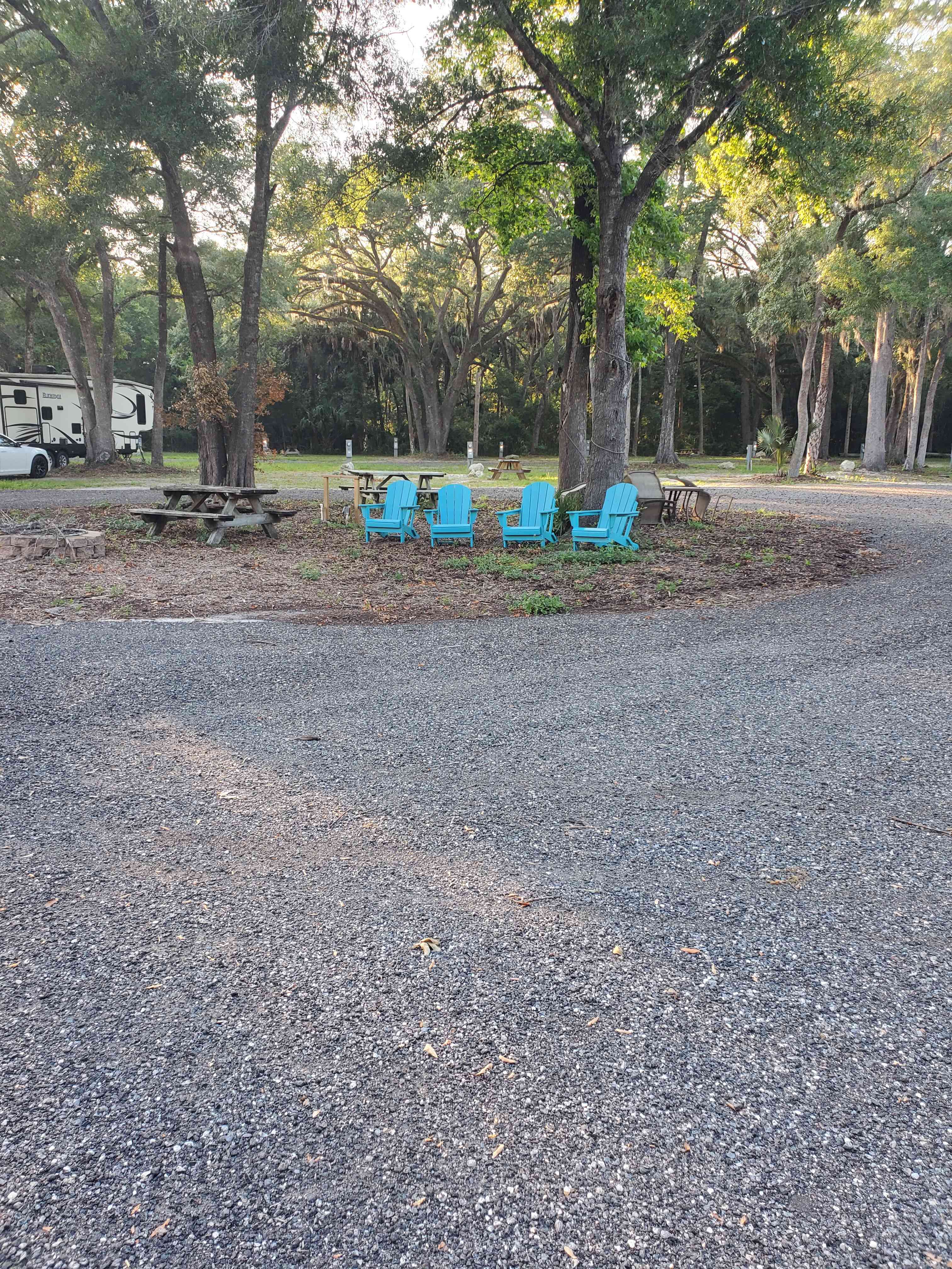 Putnam Lodge & RV Resort