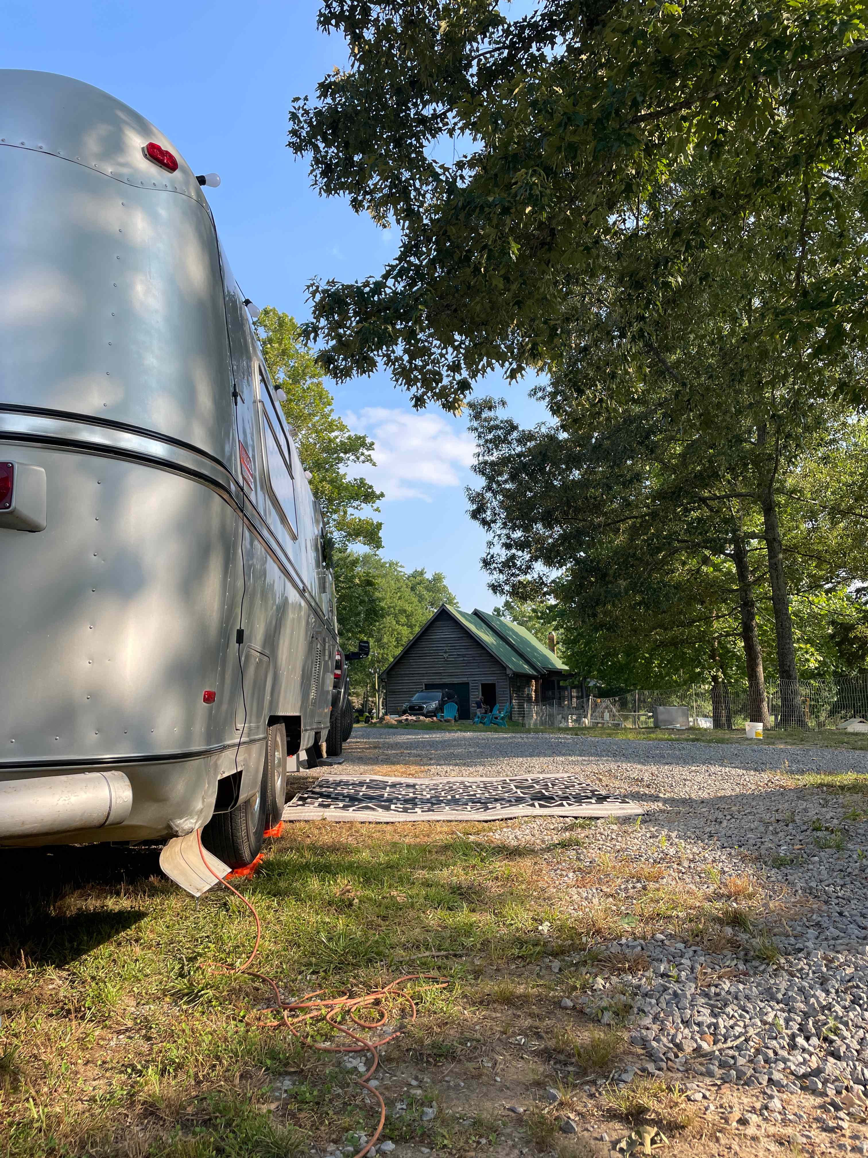 Hood Lodge