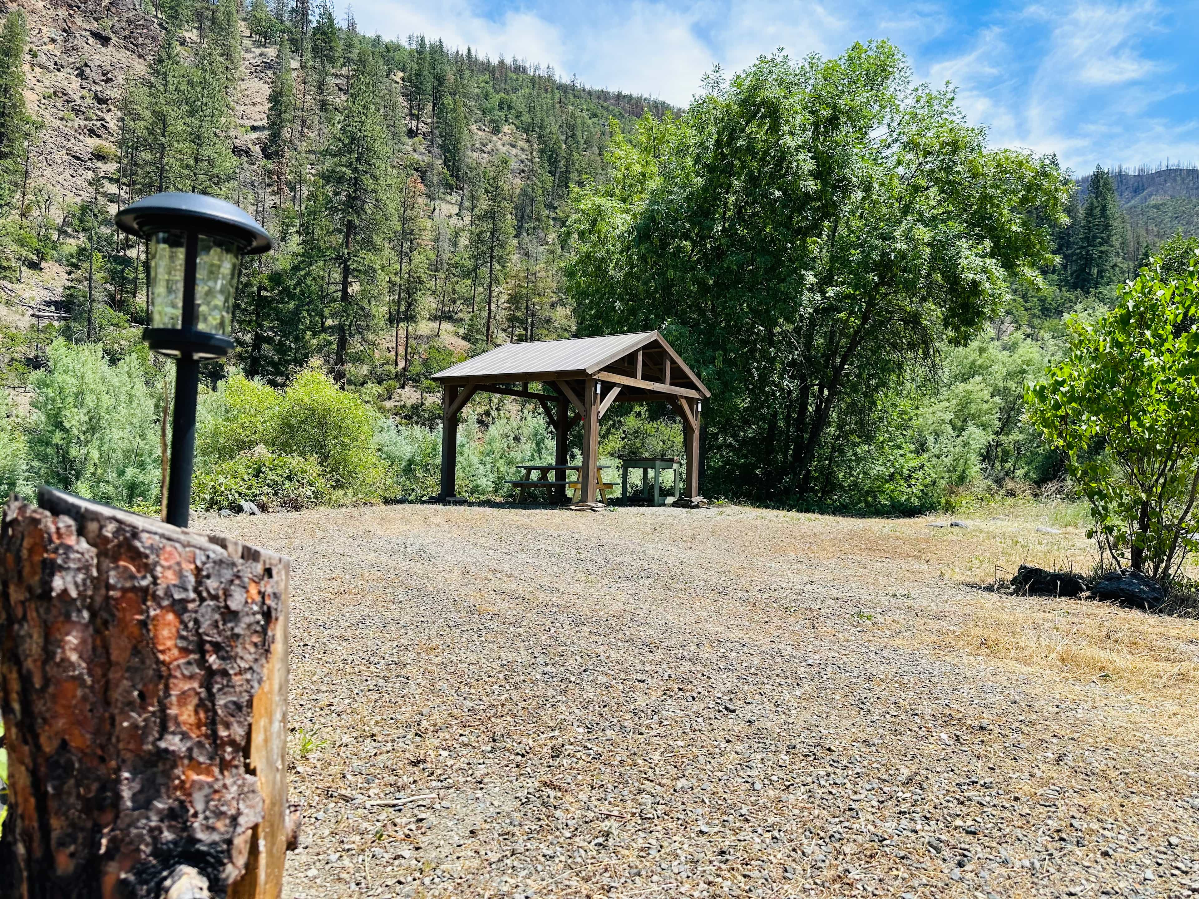 Wouldn’t you want to camp here? 😊🌲