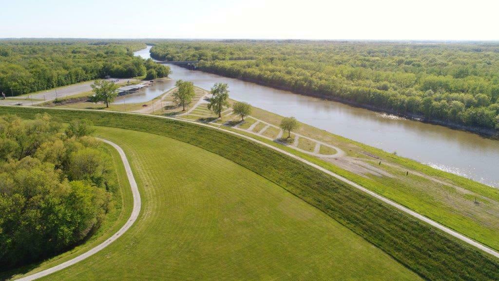 Kaskaskia River Camping & RV Park