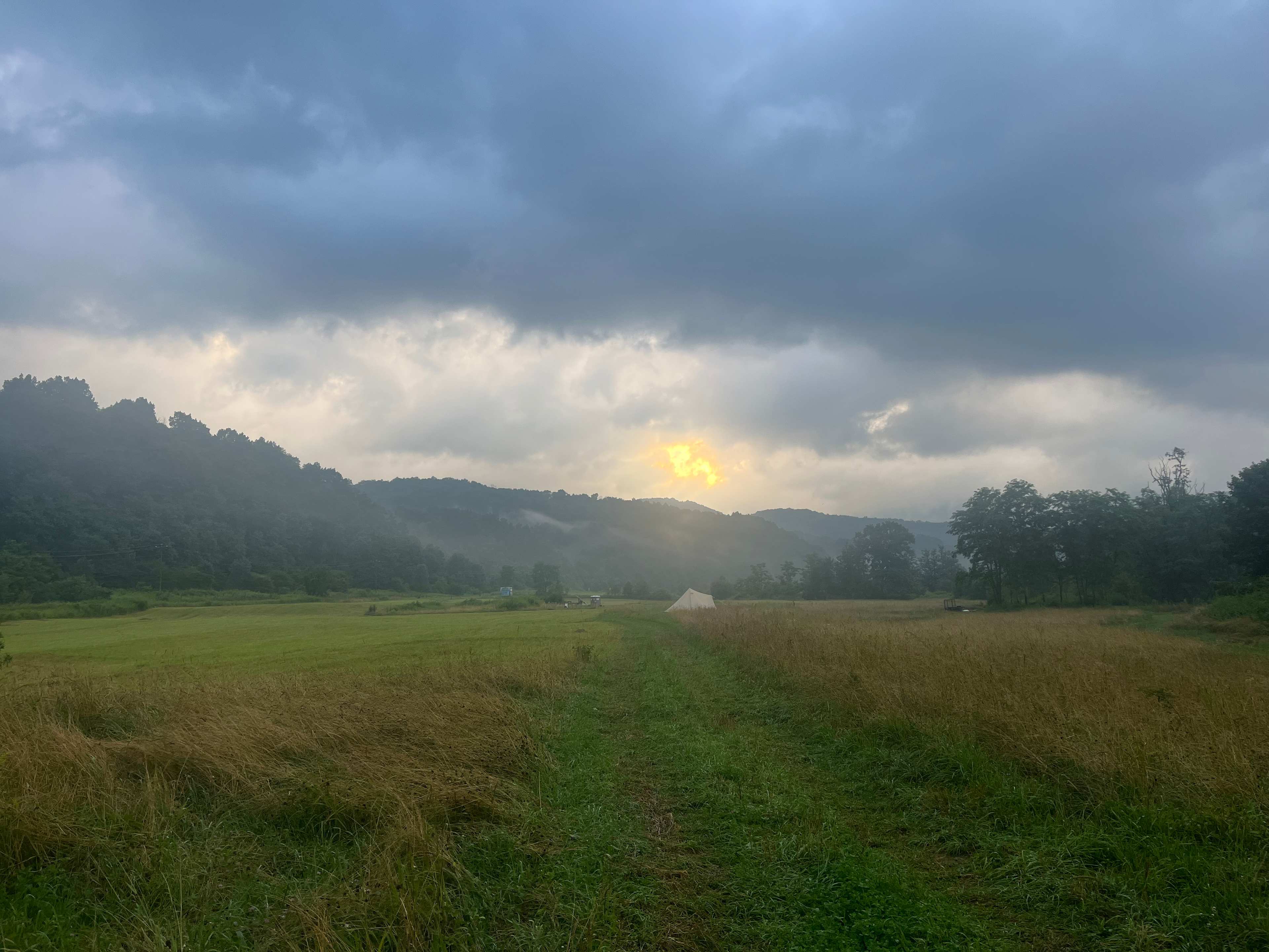 Snowshoe Valley Camping & Glaming