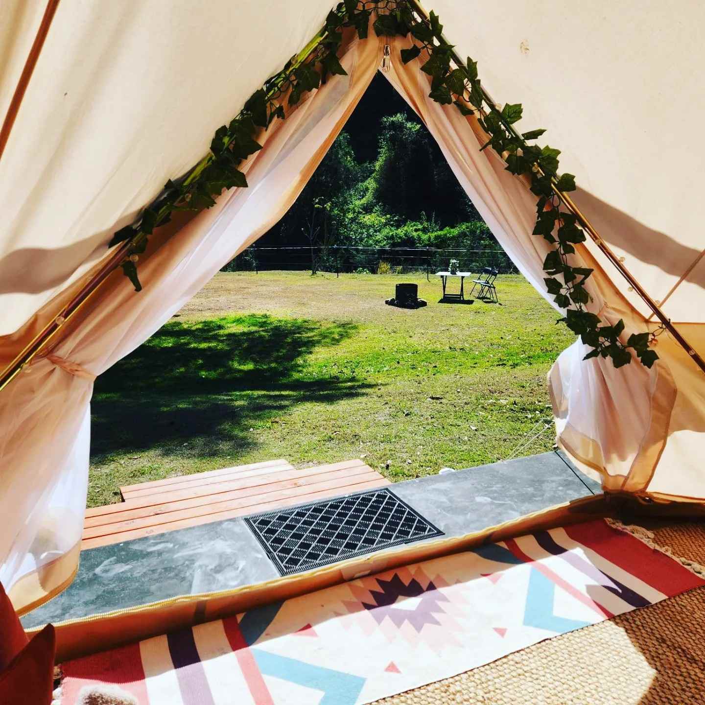 Illinbah Glamping off grid .
