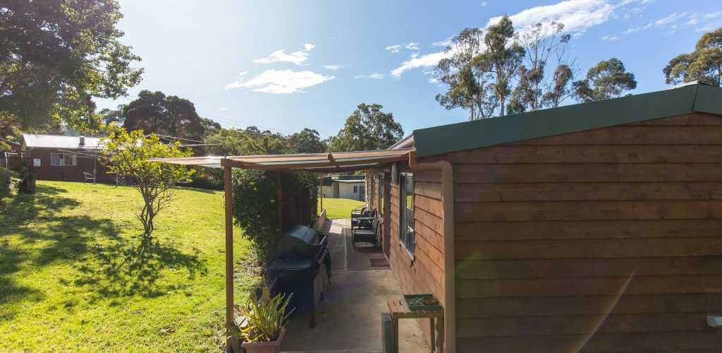 Wonboyn Cabins & Caravan Park