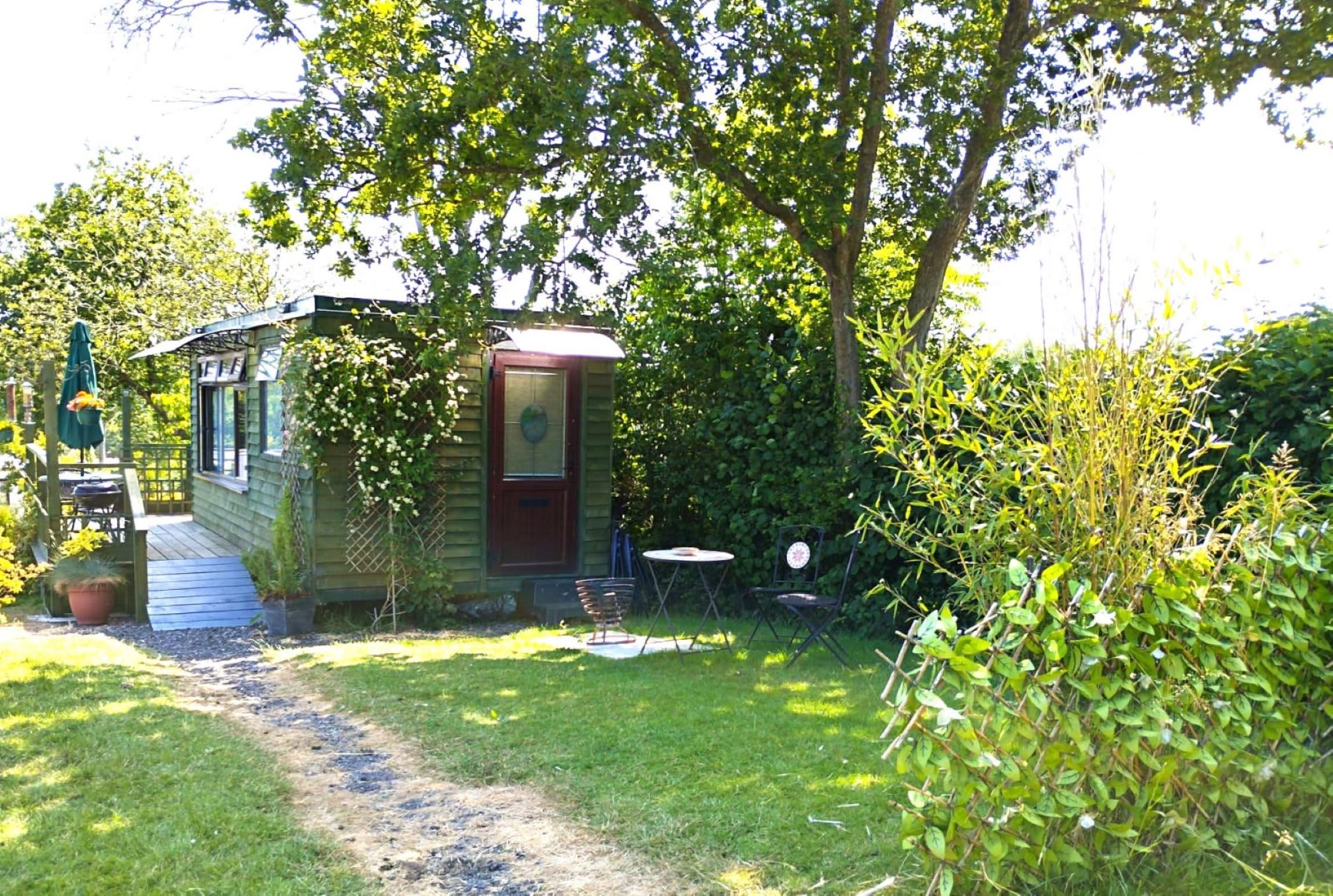 Hastingford Fishery Glamping