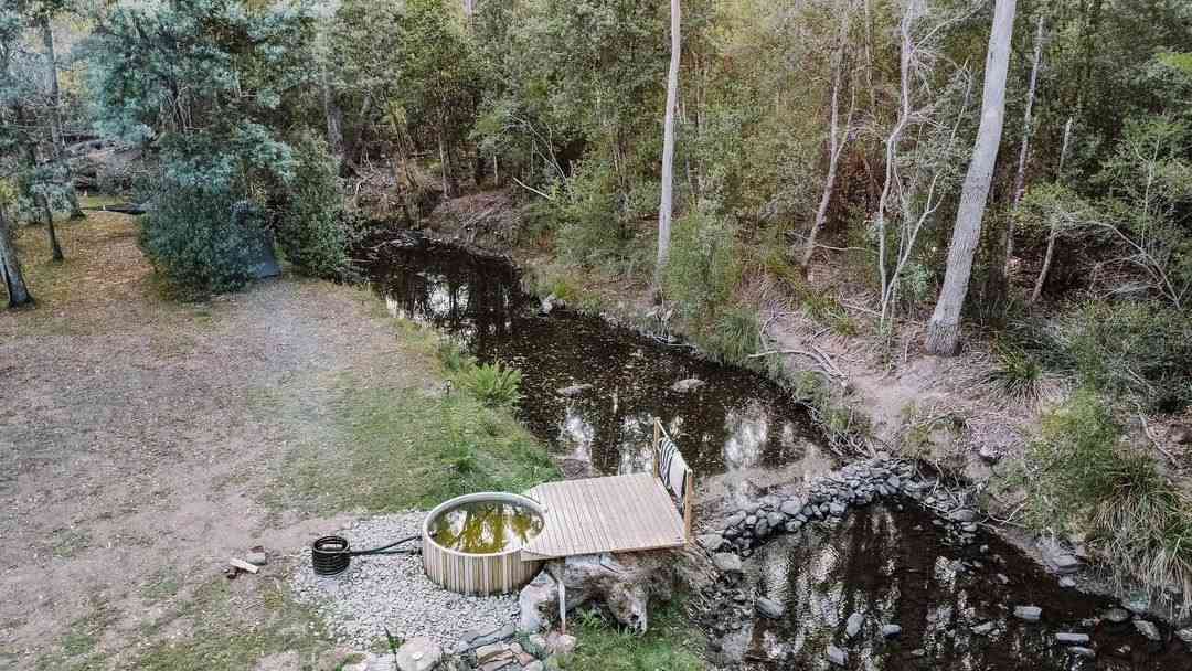 Duckbill Banks Camp & Hot Tub