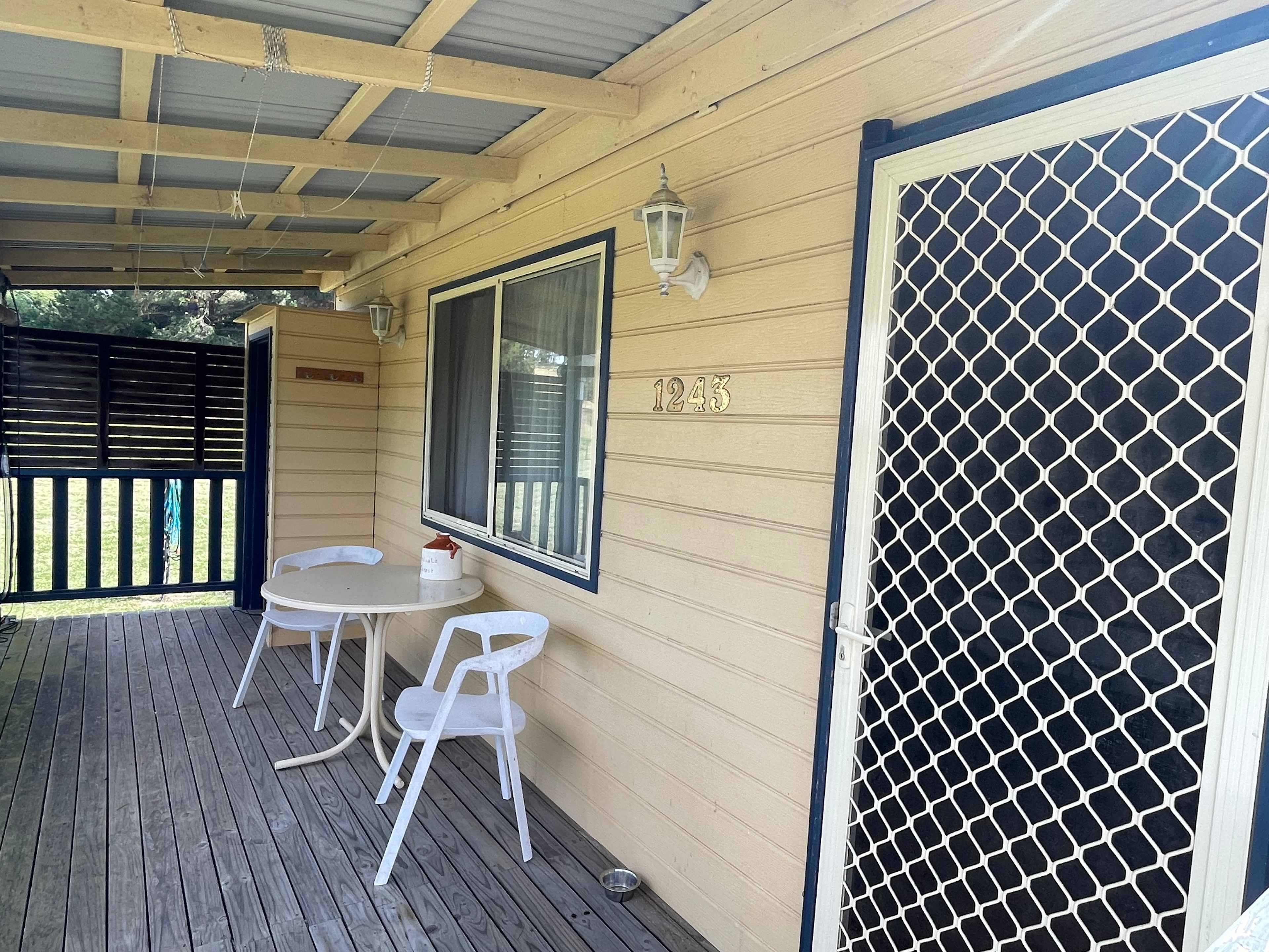Lake Bathurst Accommodation 1243