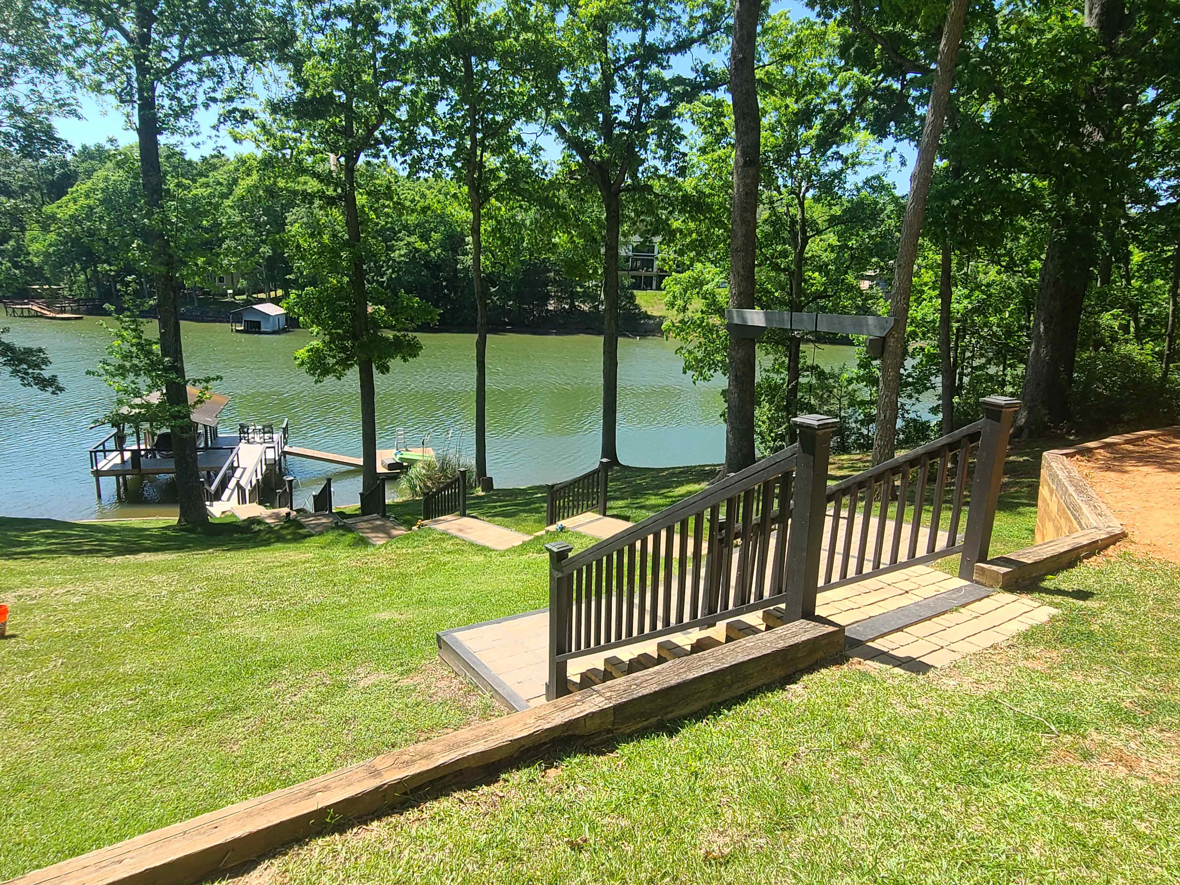 Peaceful RV Camping W Lake Access