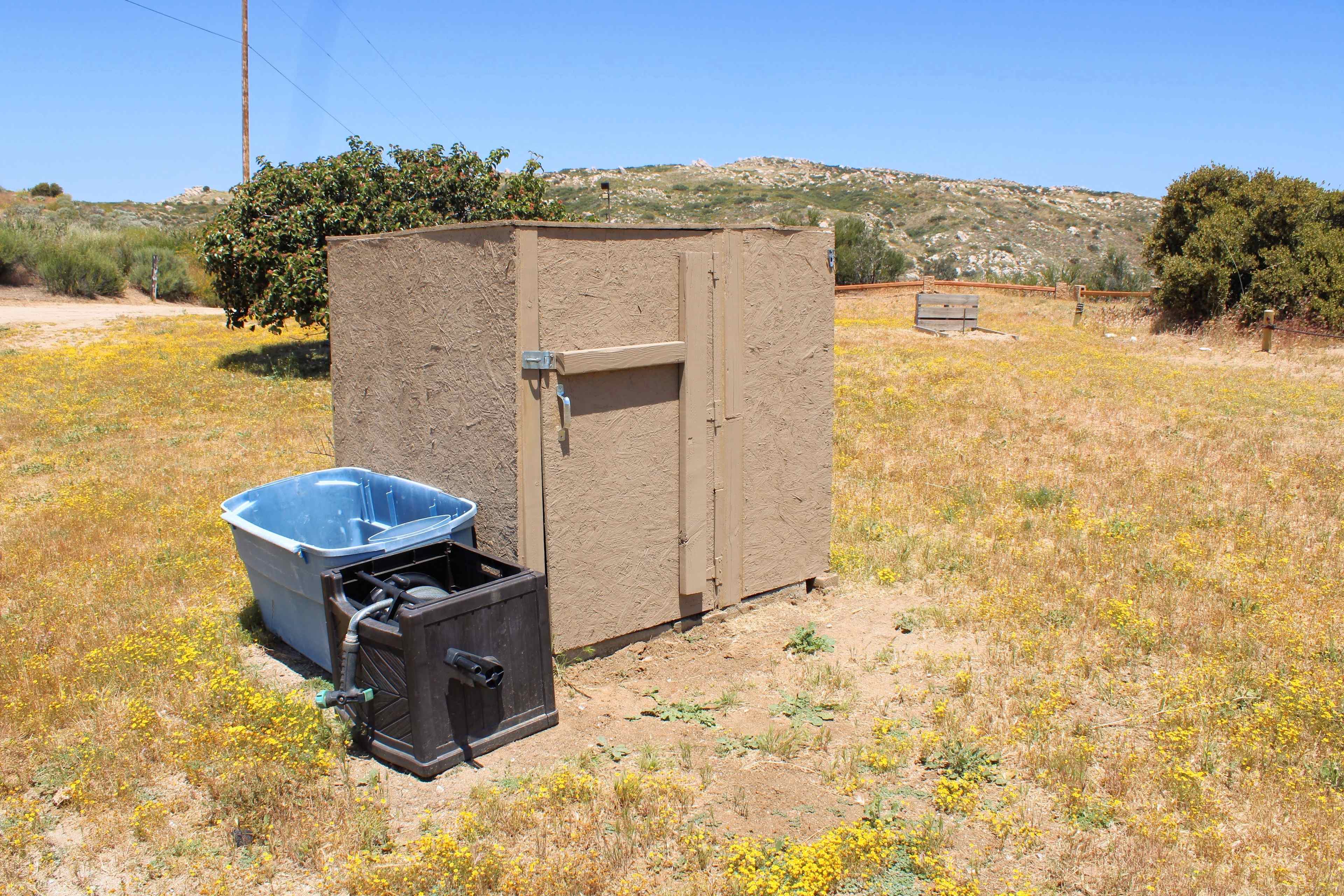 Water Well & Hose for use along with Bins