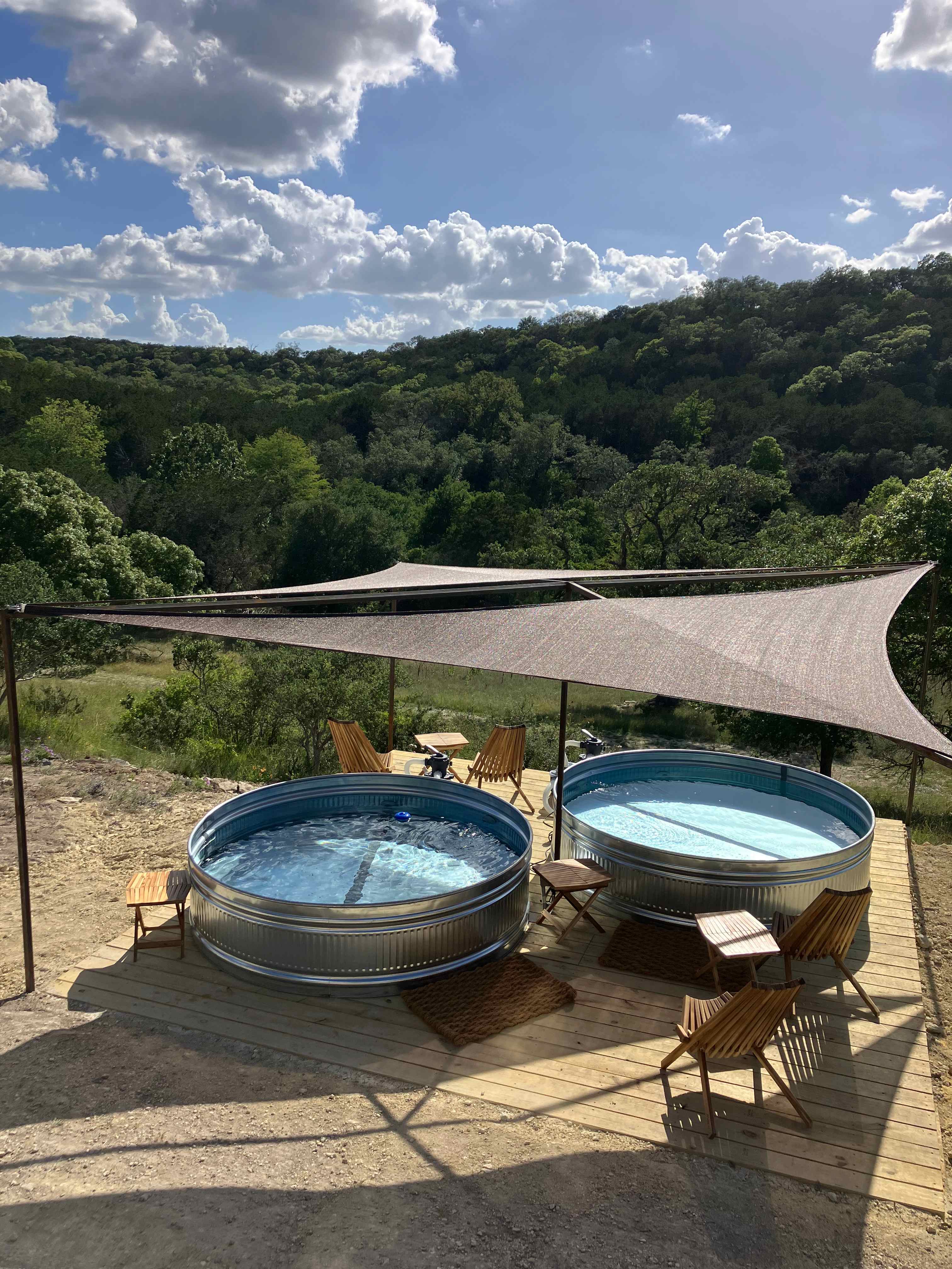 The Charmadillo: Glamping Resort