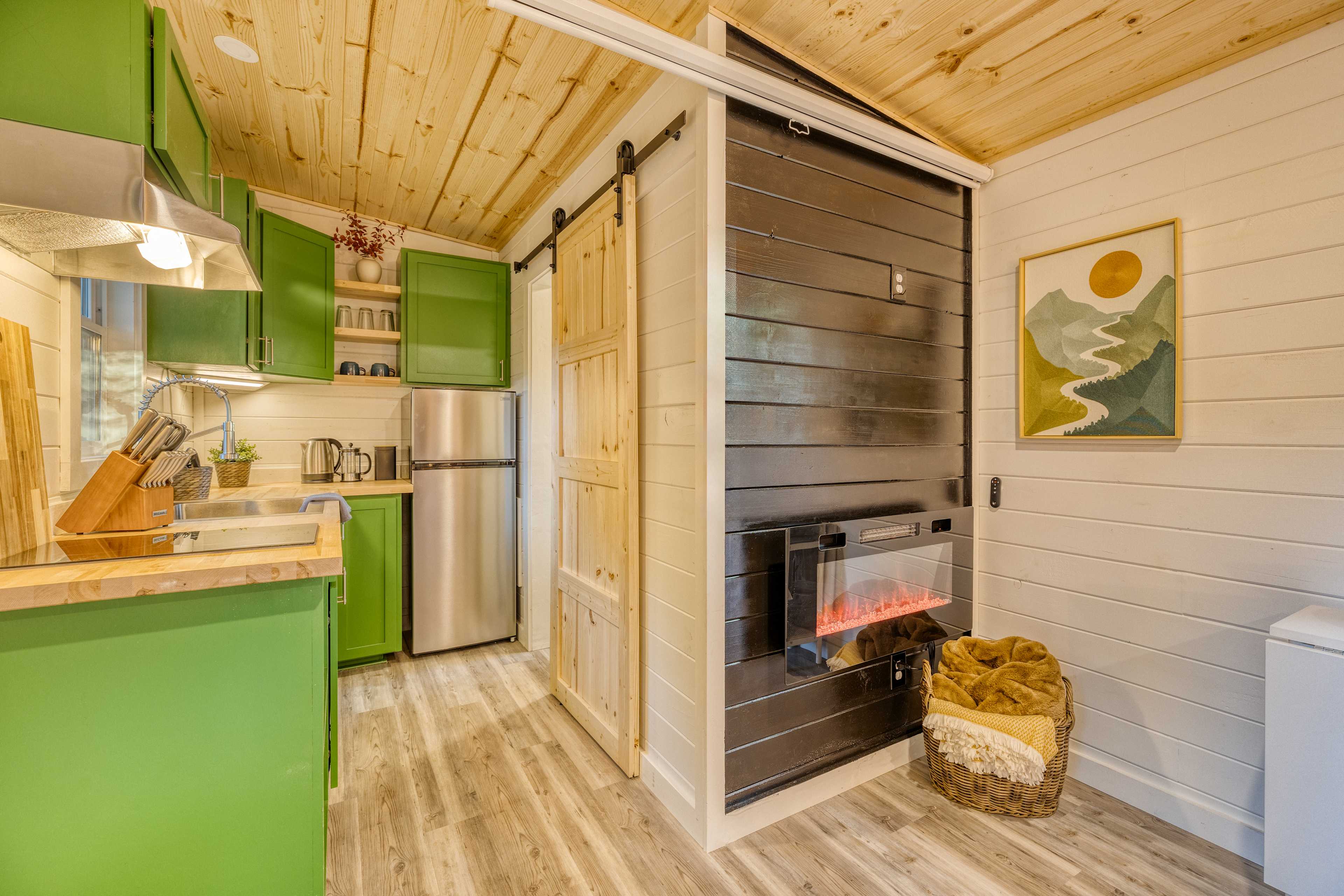 Luxurious Couples Getaway-Reboot!