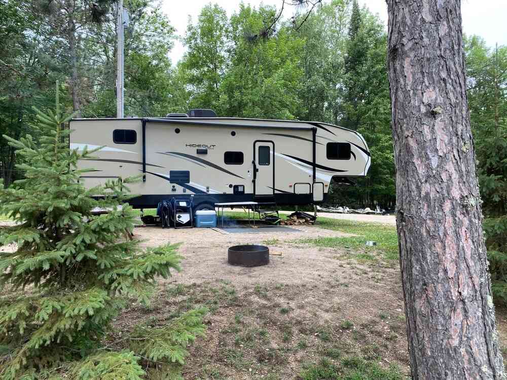 Cabin O' Pines