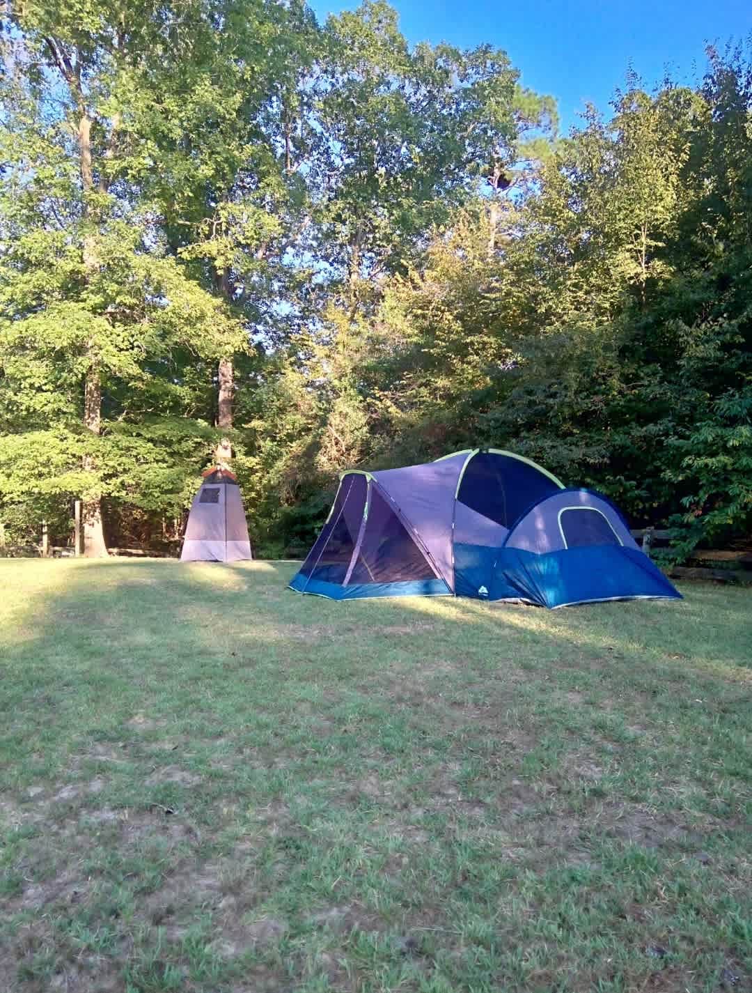HAPPY CAMPERS FAMILY CAMPSITE