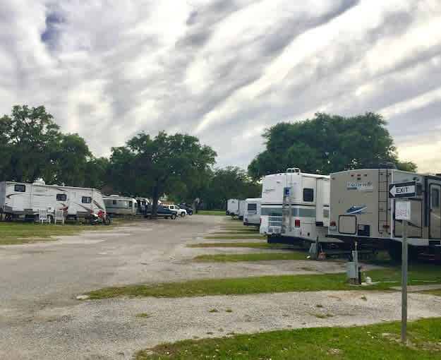 Road Runner RV Park