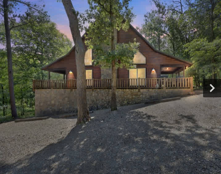 Summer Moon Lodge