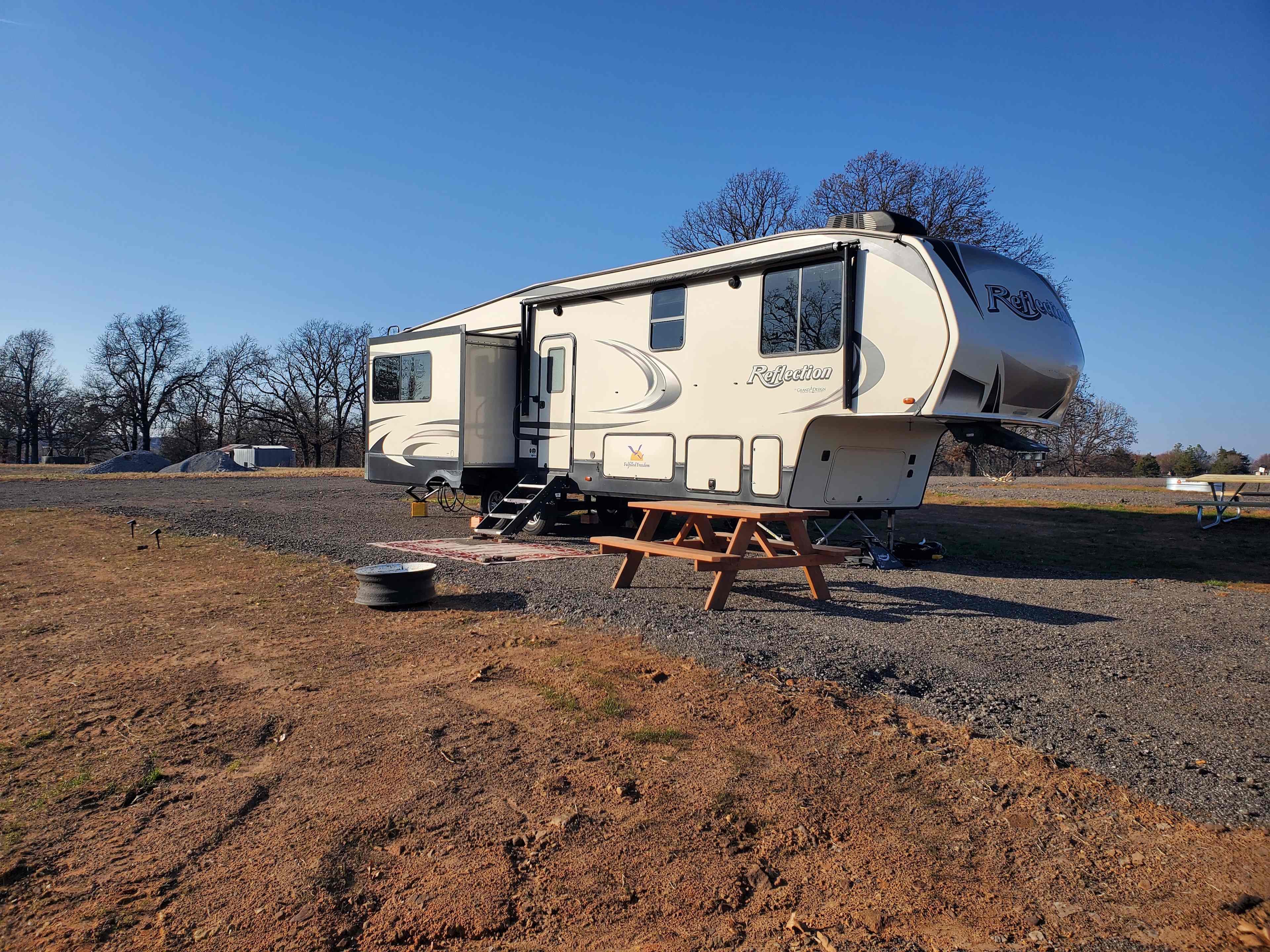 Redbud Tiny Home & RV Resort