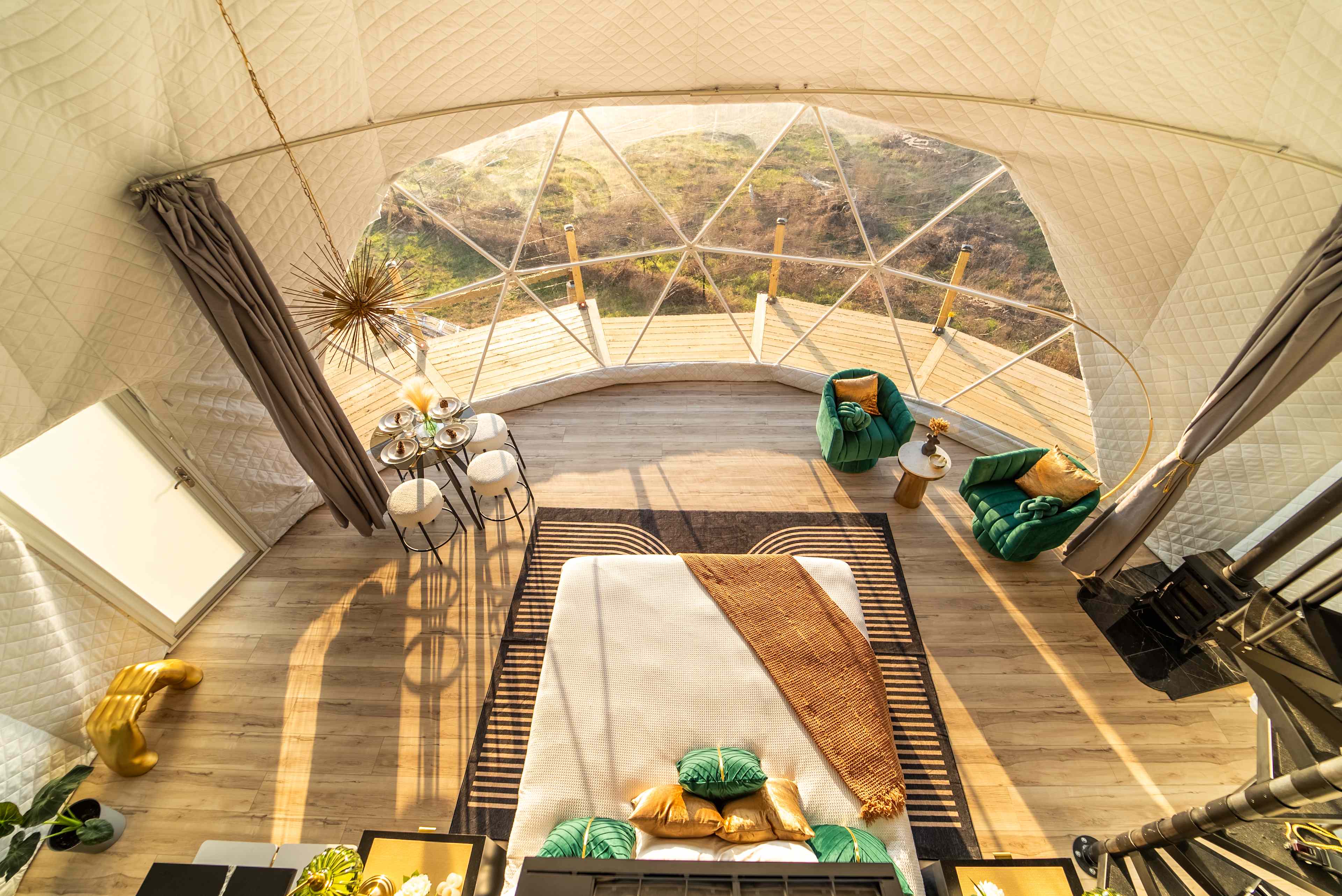 Stunning Dome Retreat w/Hot Tub