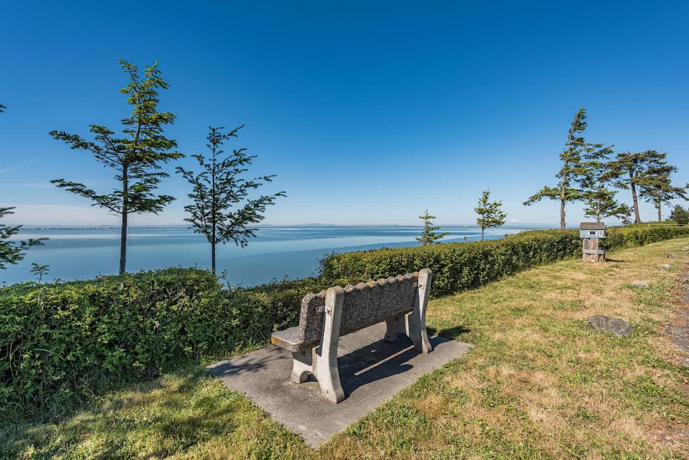 Juan de Fuca Waterfront Hotel & Cottages