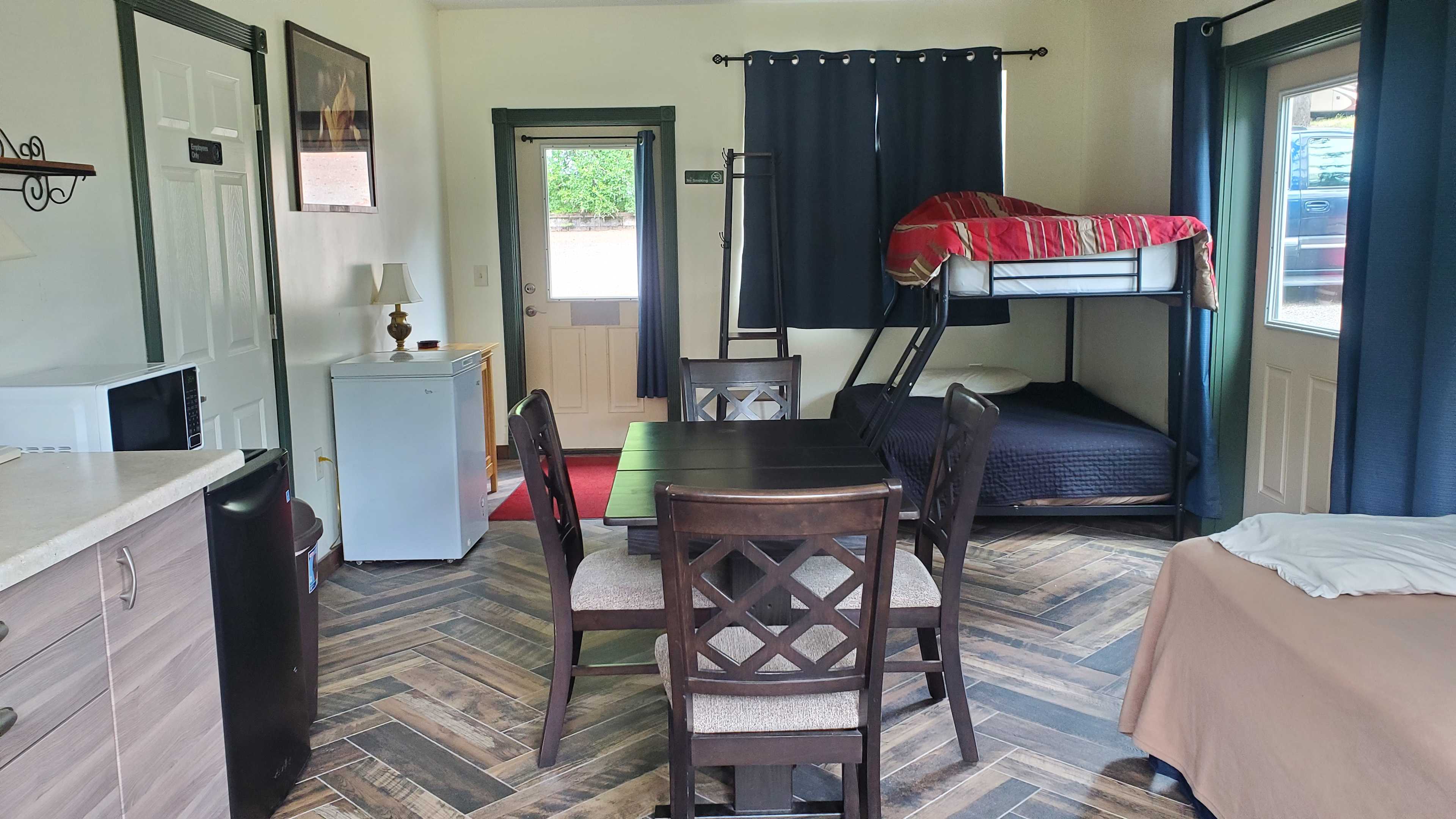 Dog Mountain RV Park & Lodge